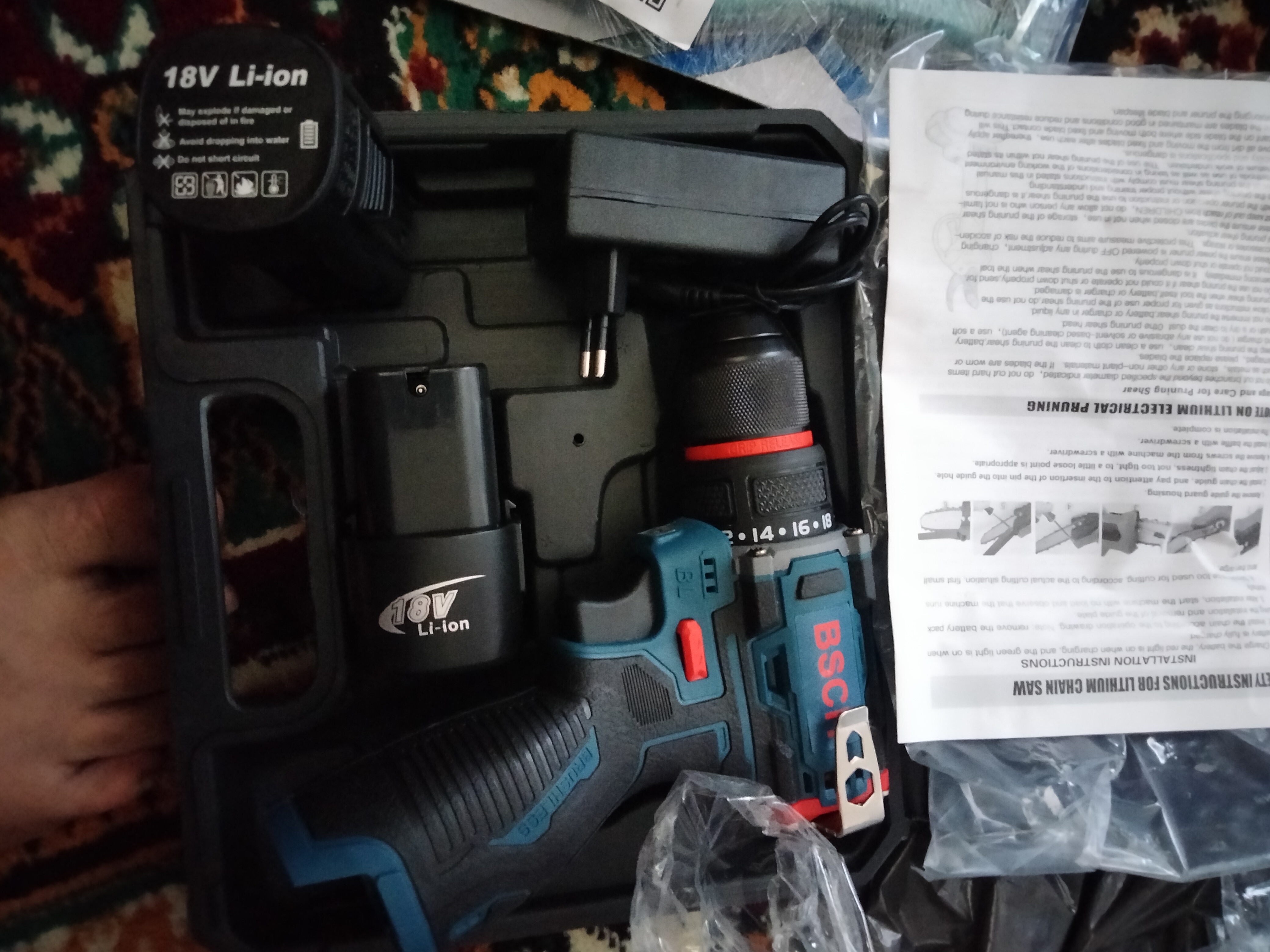 Akkumulyatorli buragich 18V Brushless, 2 ta AKB va zaryadlovchi, quti