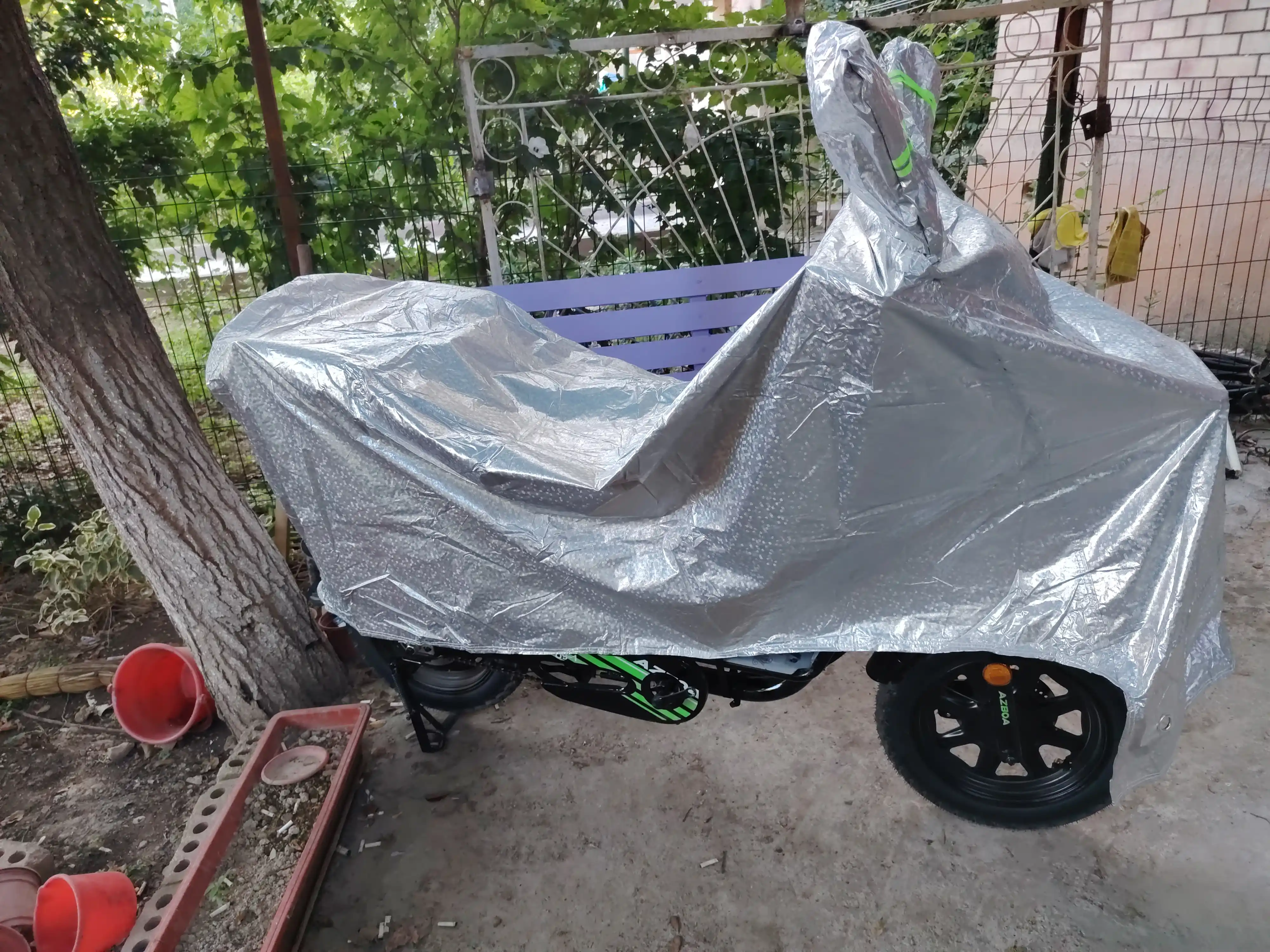 Universal tent (S–XXL) — skuter va mototsikl uchun, 1.6 m dan 2.3 m gacha uzunlikka mos