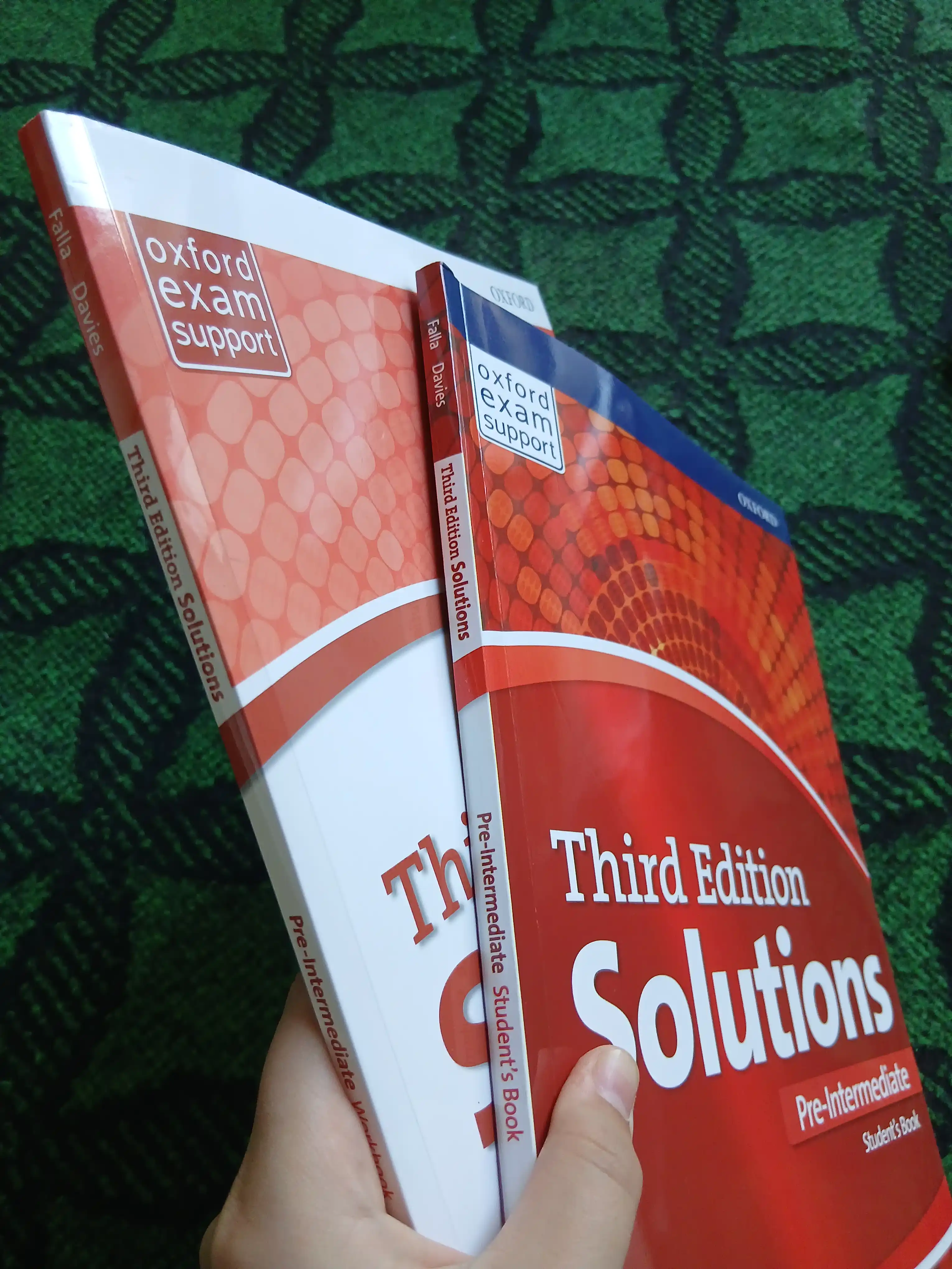 Solutions. Pre-Intermediate. Third Edition. Student's Book+Workbook