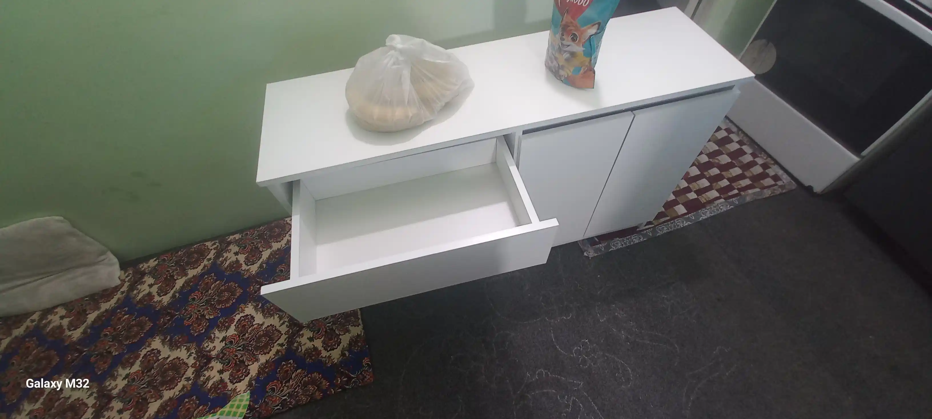 Комод для вещей, напольный, универсальный с полками, 110x70x33