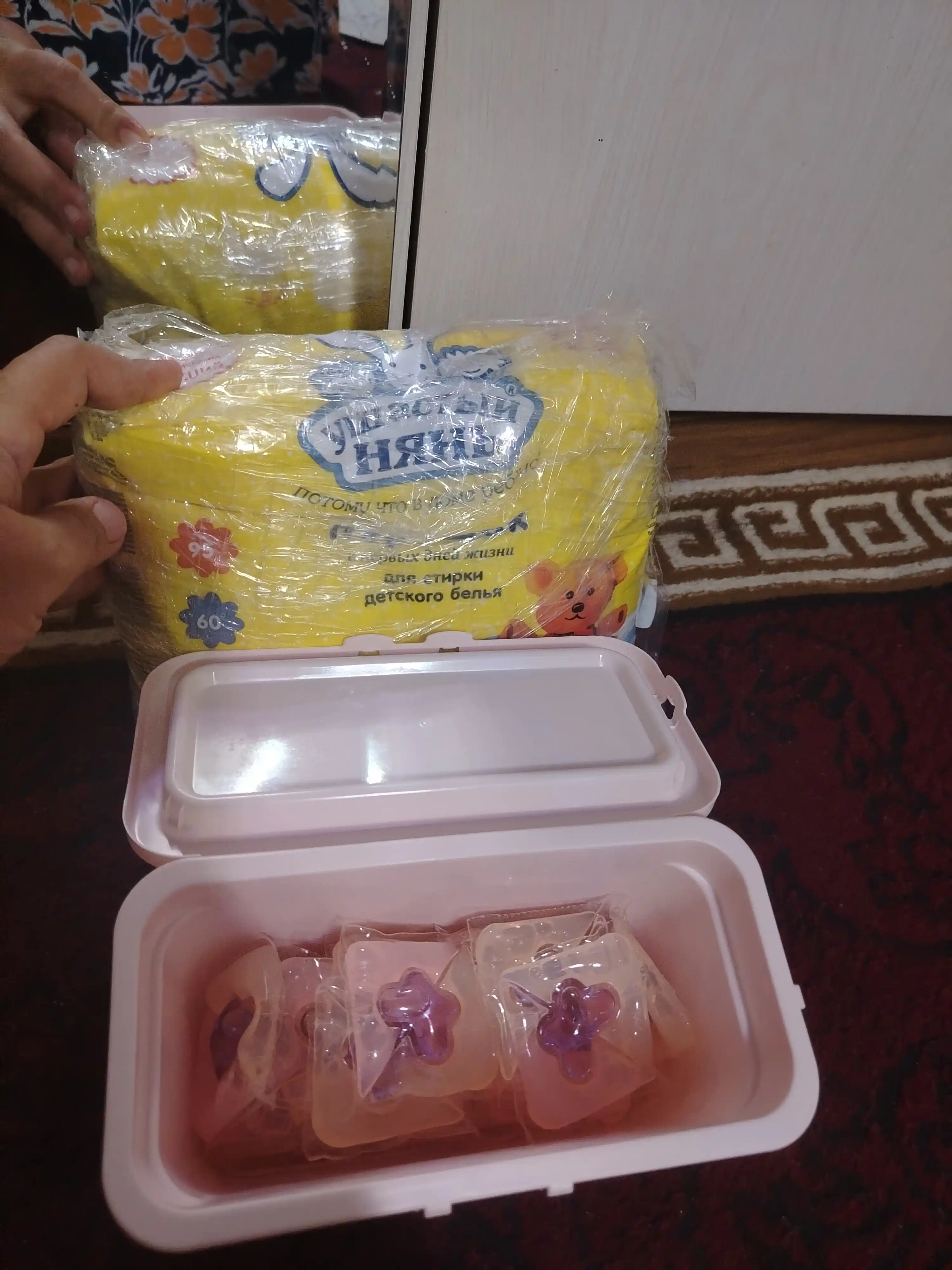 Quloqli enaga - bolalar kiyimlarini yuvish uchun kukun 2,4 kg