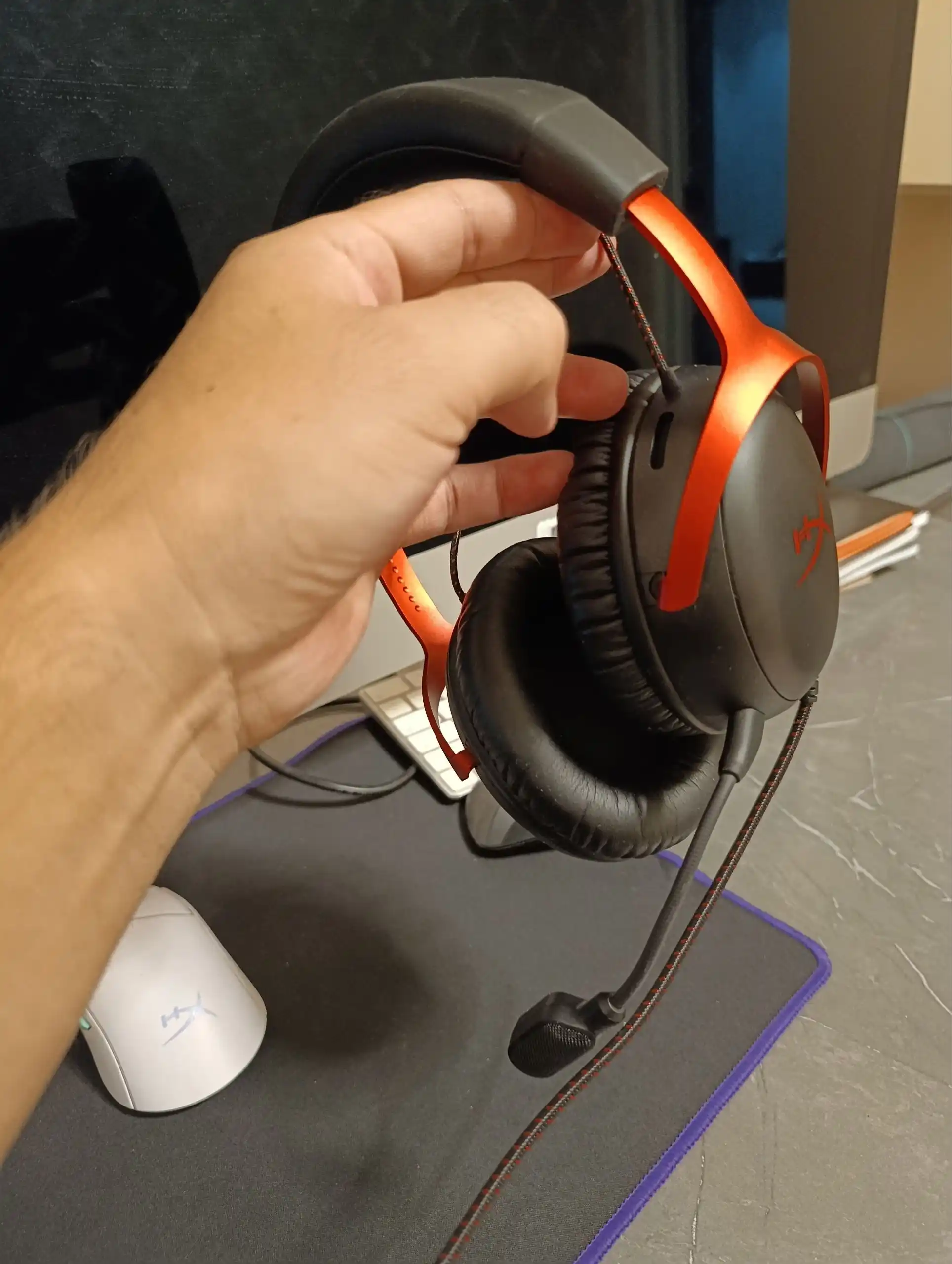Oyin simli quloqchinlari HyperX Cloud III 7.1, oyin eshitish vositasi 727A8AA 727A9AA