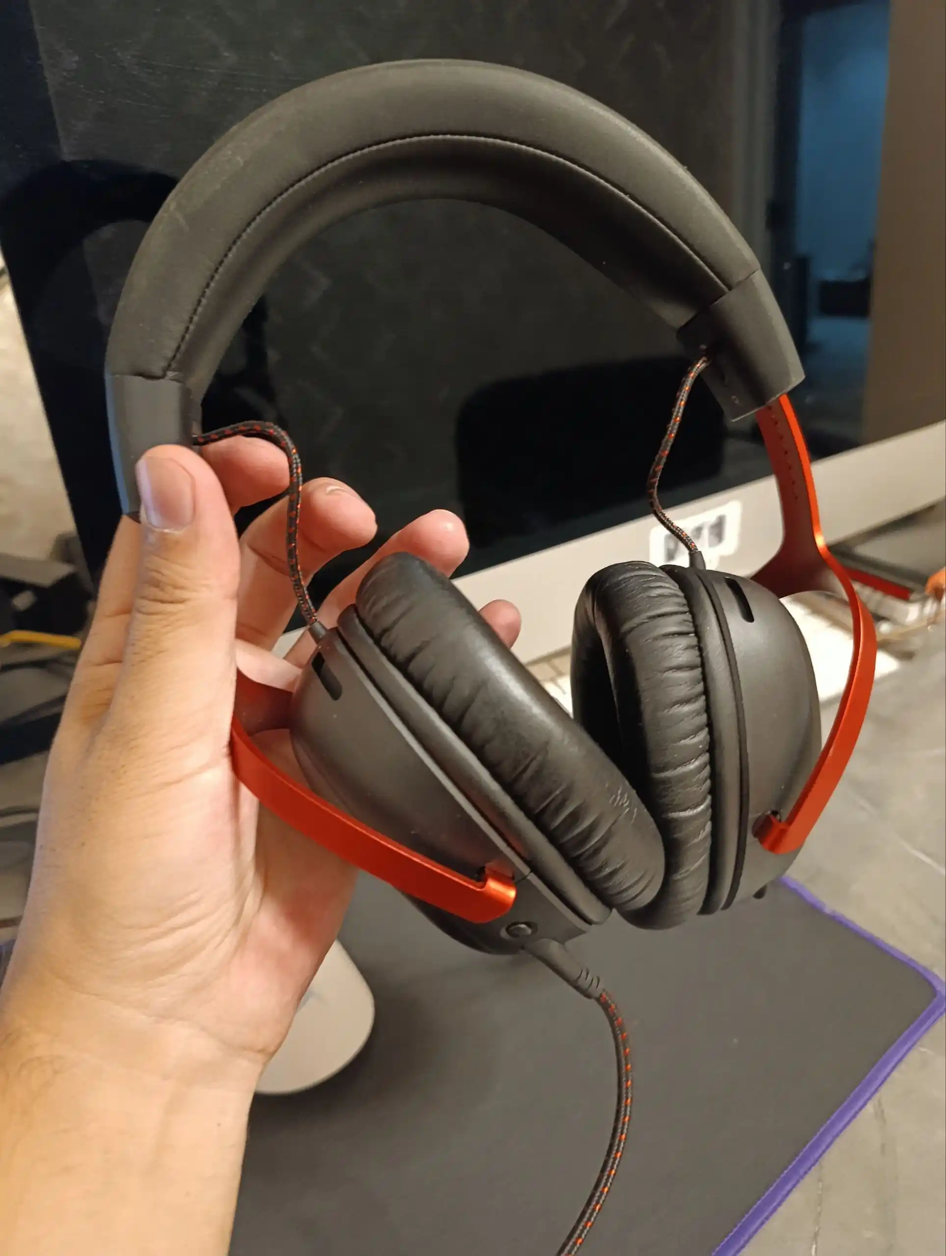 Oyin simli quloqchinlari HyperX Cloud III 7.1, oyin eshitish vositasi 727A8AA 727A9AA
