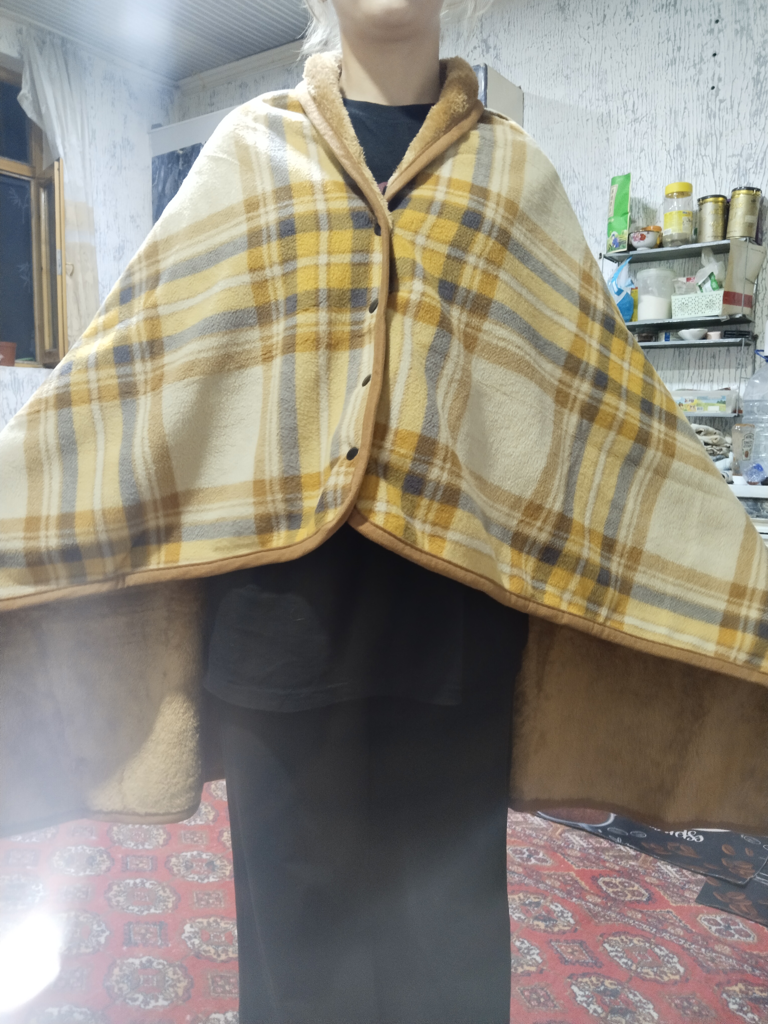 Issiq yoping‘ich, poncho, qishki, tukli, tugmali, uy va ofis uchun, 100×140 sm