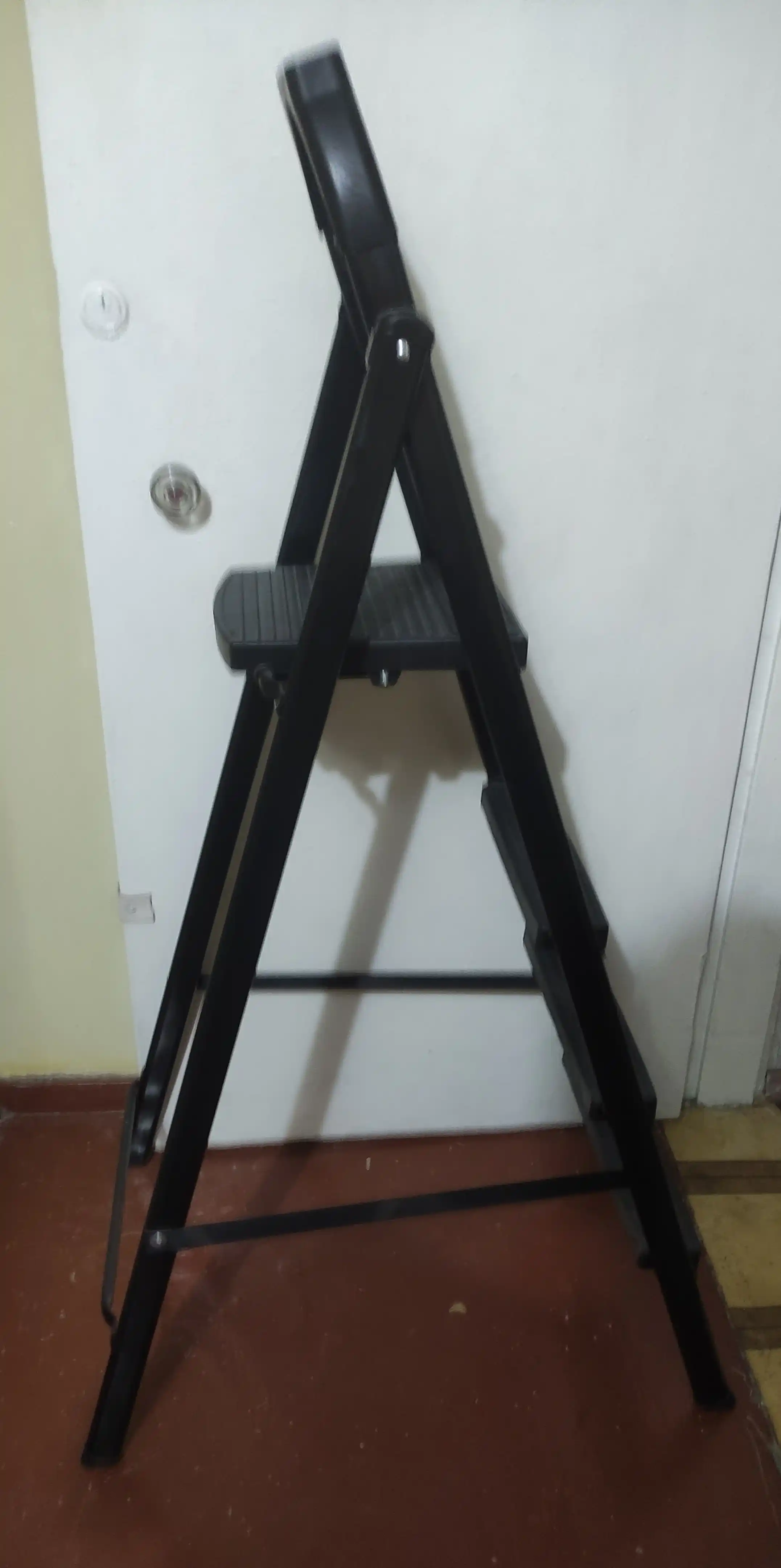 Millennium EuroTower narvoni, 4, 5, 6, 7 pog‘ona, 150 kg, metall, buklanadigan