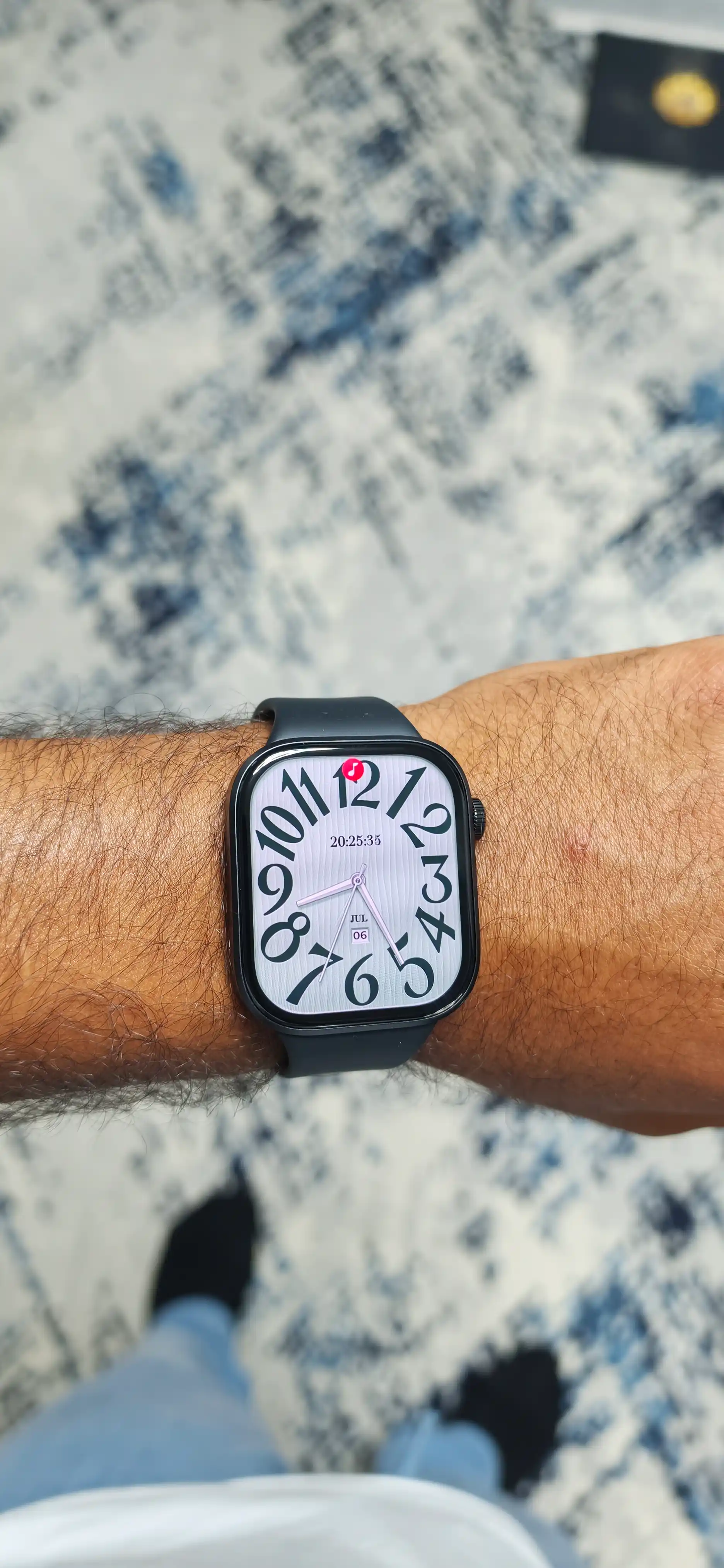 Смарт-часы REDMI Watch 6, 2,07-дюймовый AMOLED дисплей; Корпус толщиной 9,9 мм