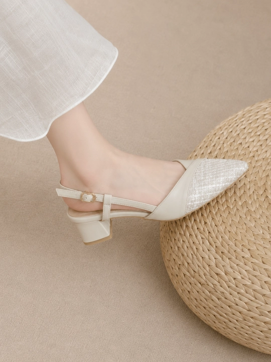Ayollar slingback tufli