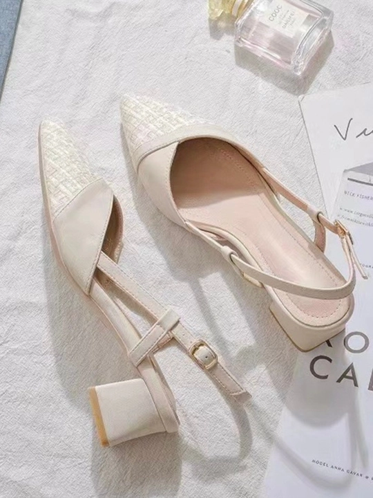 Ayollar slingback tufli