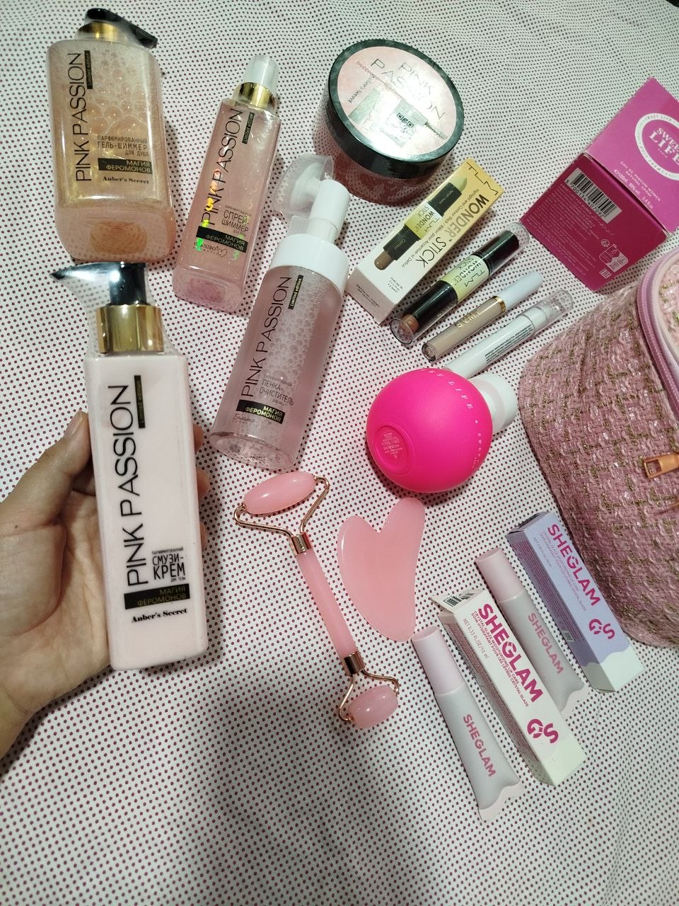 Pink passion, уход за телом; парфюмированный набор; феромоновый парфюм