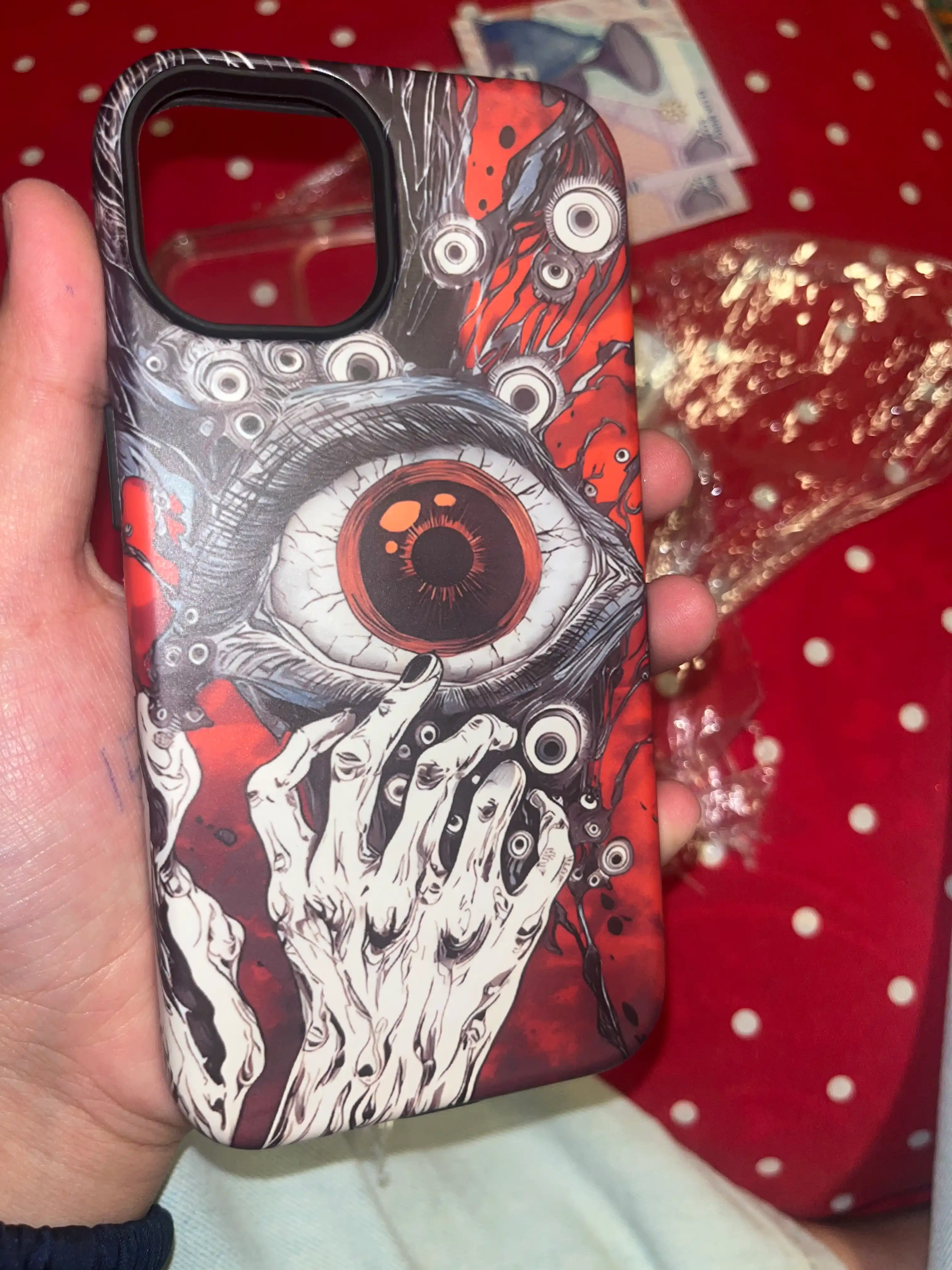 Стильные чехлы для iPhone 11 / 12 / 13 / 14 / 15 Pro / Pro Max