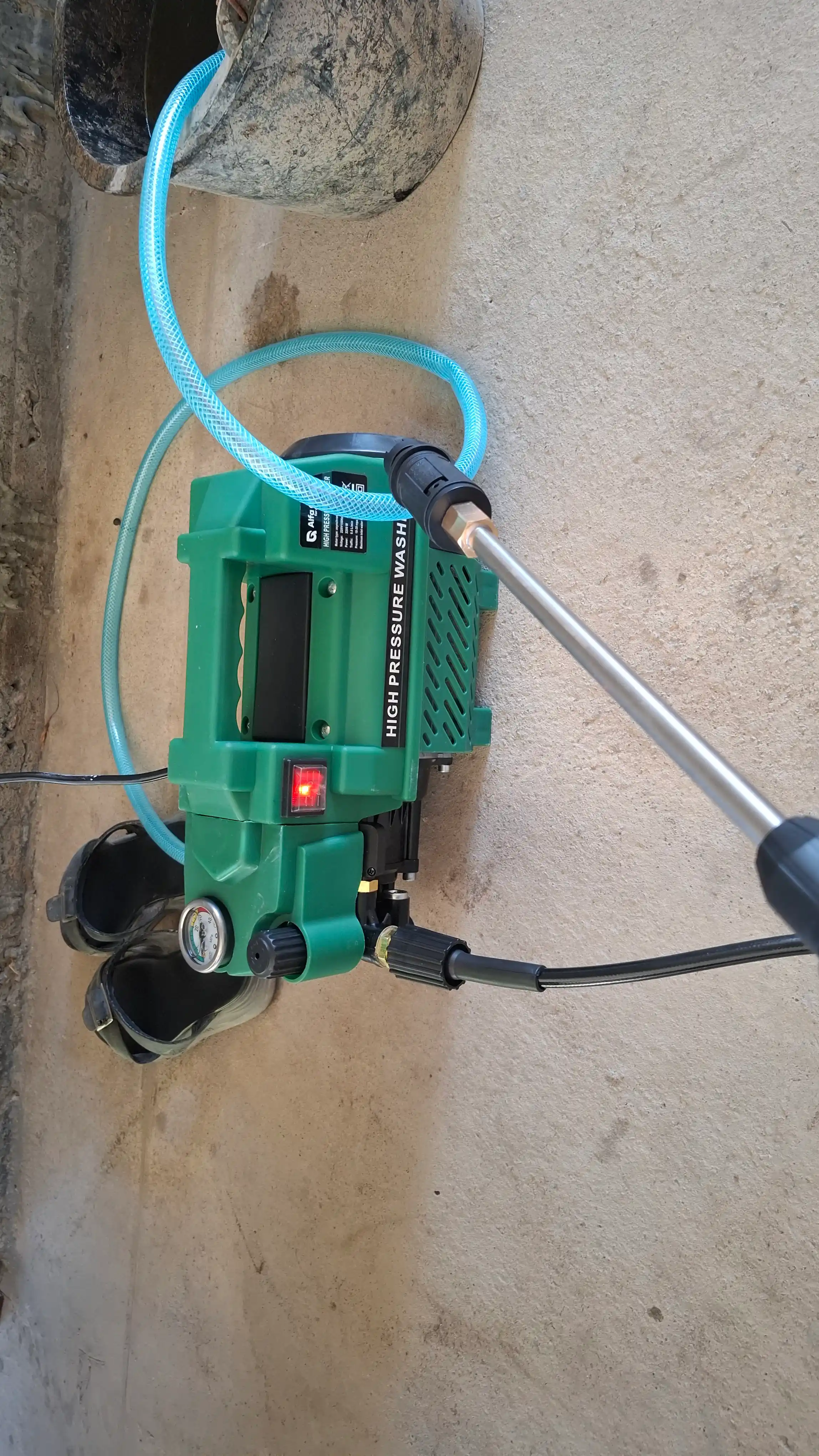Alfa Karcher yuqori bosimli mashina, avtomobil yuvish moslamasi, 2200W - avtomobil yuvish qurilmasi