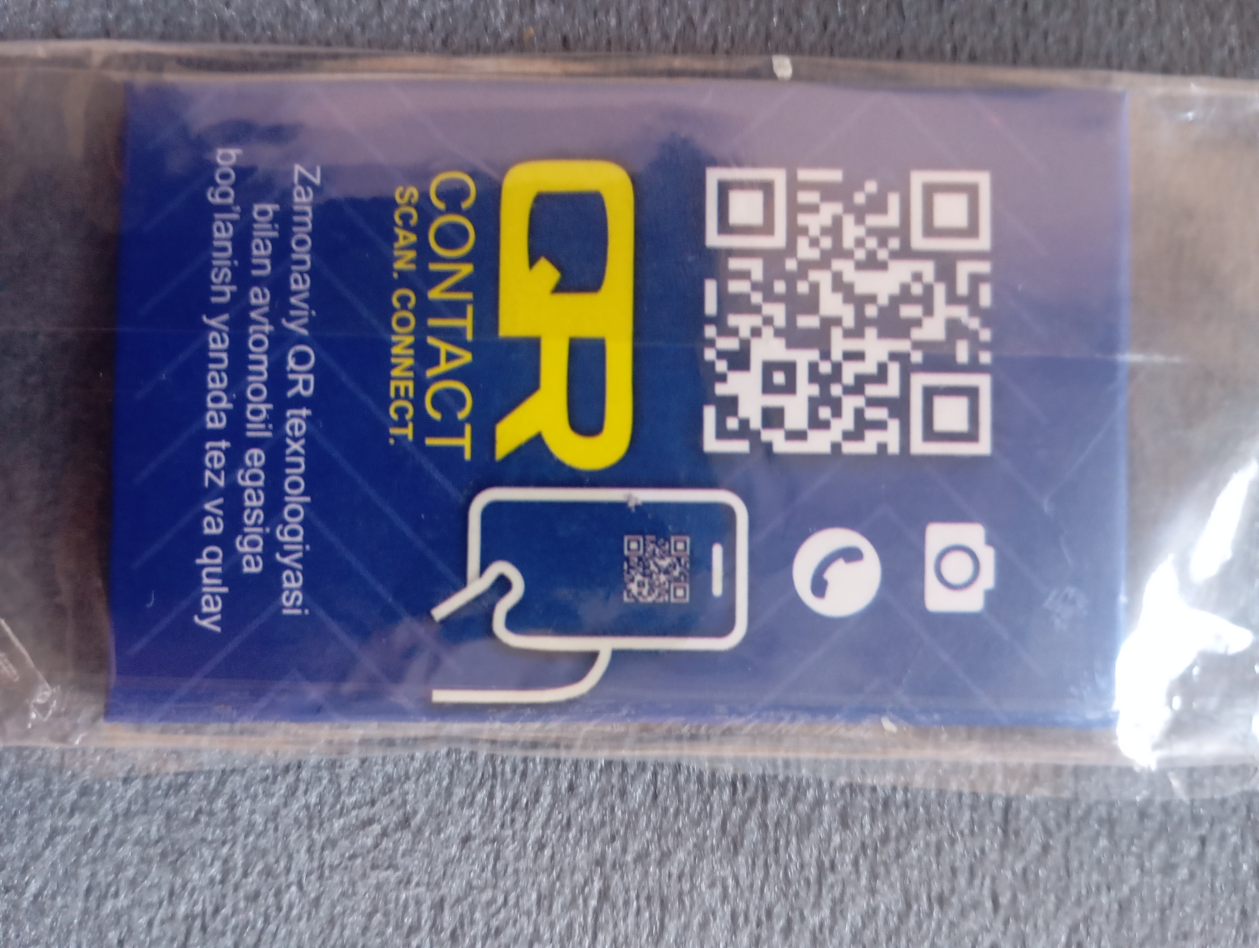 Наклейка с QR-кодом для автомобиля — связь с владельцем с звонков или уведомление