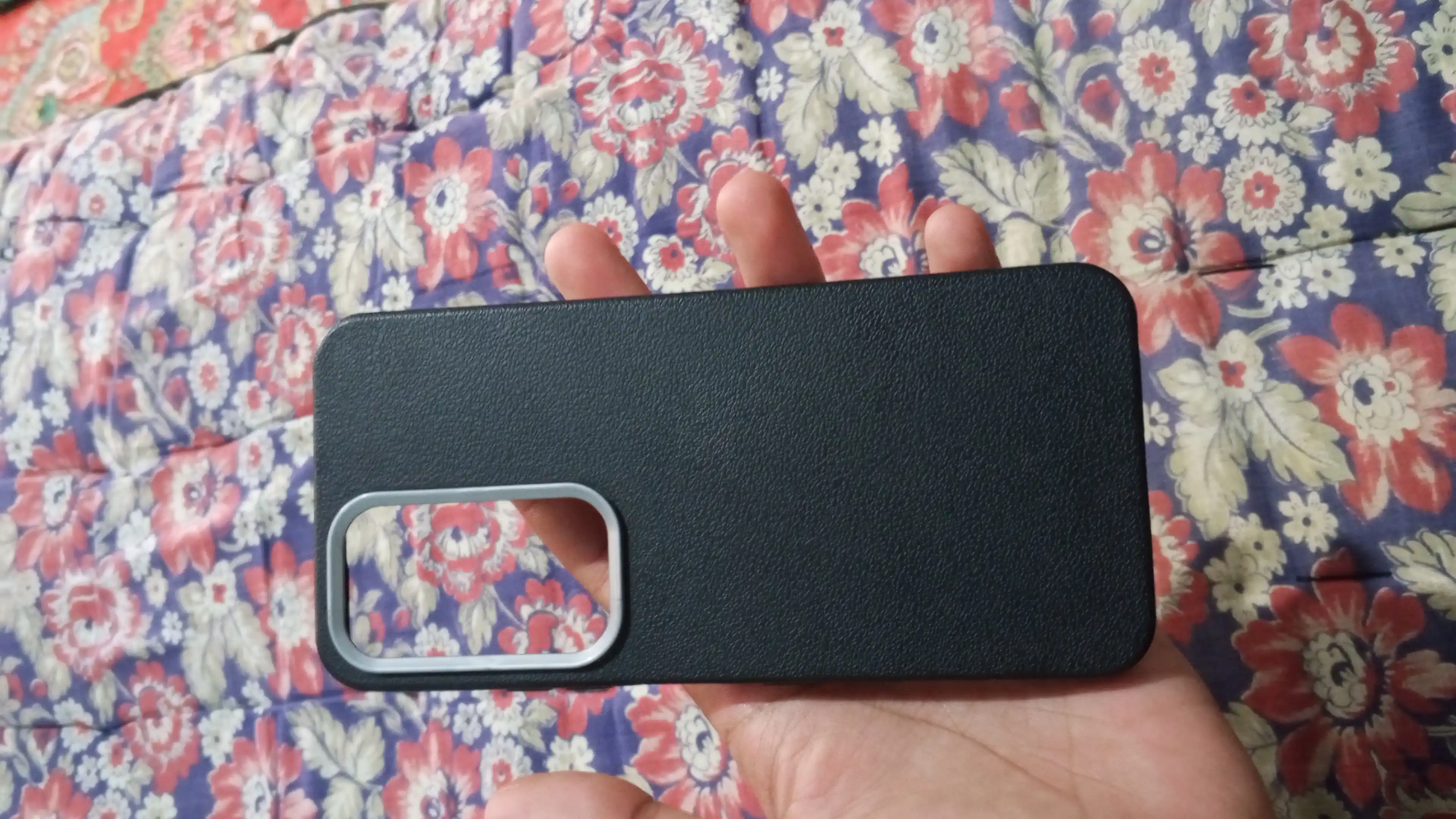 Infinix Hot 60, Hot 60 i smartfoni uchun g‘iloflar
