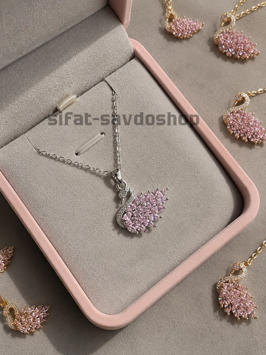 Женская колье-цепочка в форме лебедя с кристаллами Swarovski