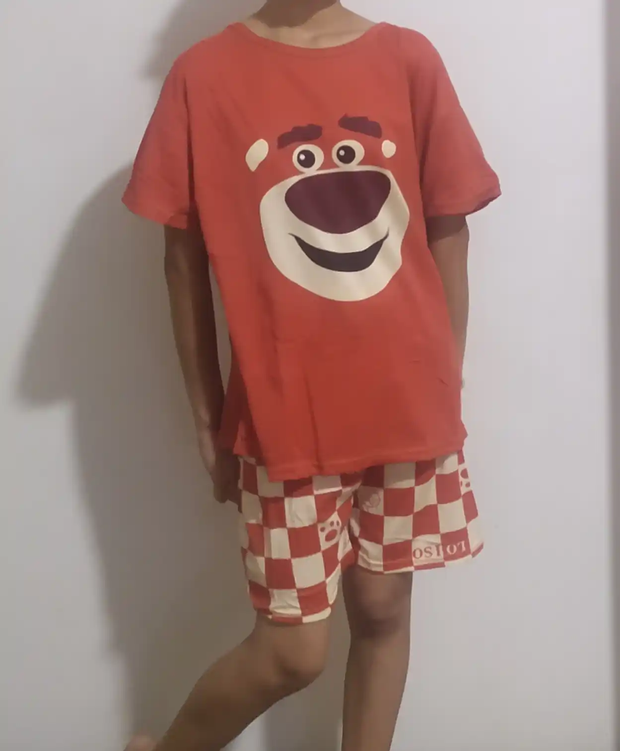 Ayollar va qizlar uchun pijama,komplekt futbolka va shortik, uy kiyimi