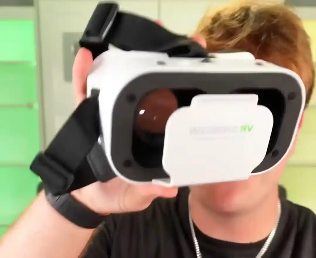Очки виртуальной реальности VR Shinecon G05A + джойстик, пульт, геймпад