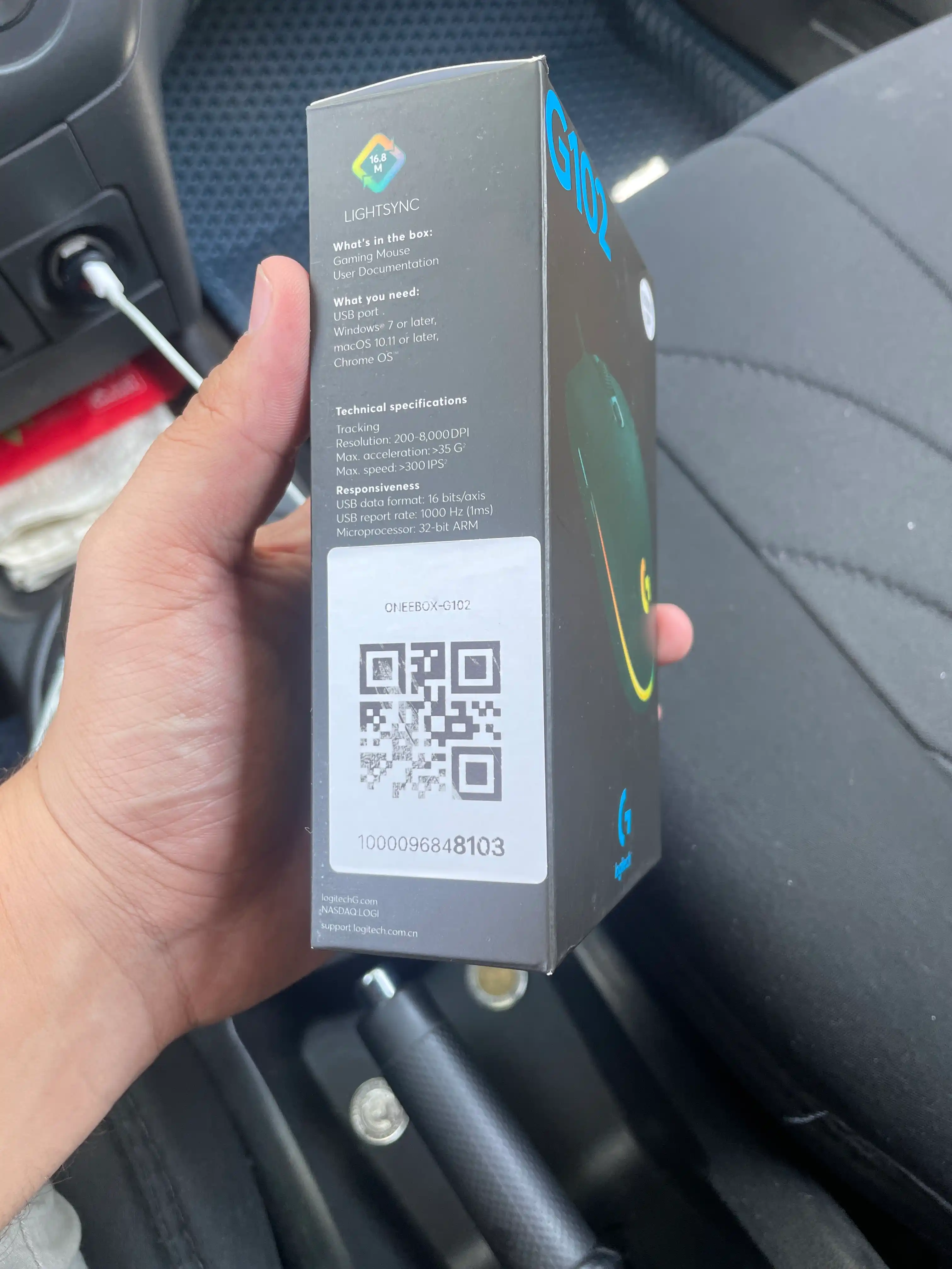 Har bir harakat nazoratda: 8000 DPI sensor va RGB effektlar bilan tezkor boshqaruv