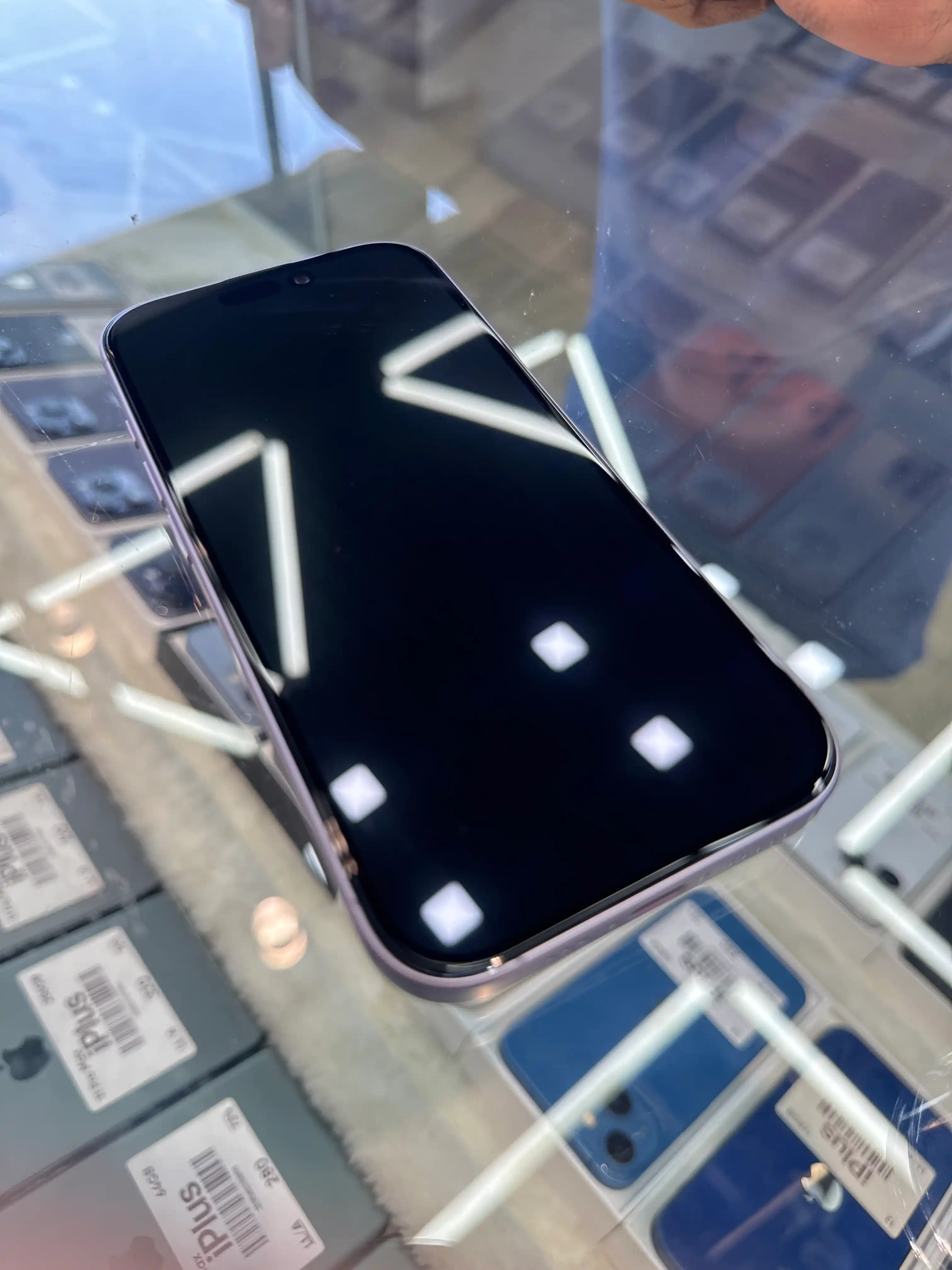 Apple смартфон iPhone 17 256GB/512B/1TB, SIM/e-SIM