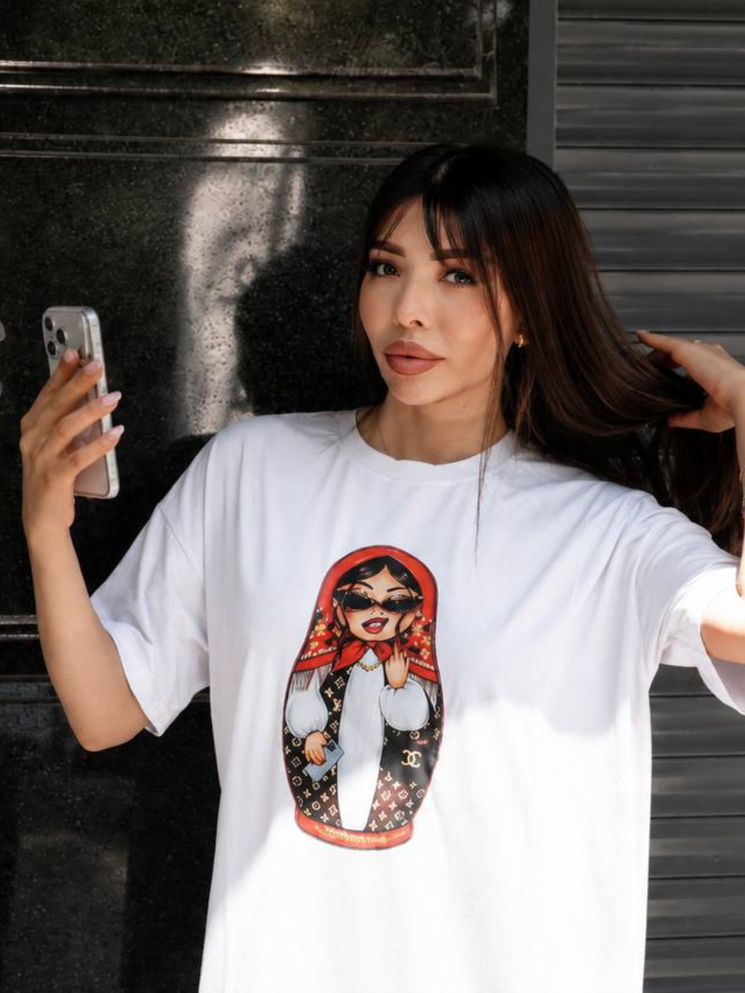 Женское платье-футболка макси oversize - 