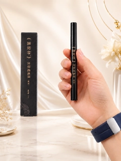 Qora