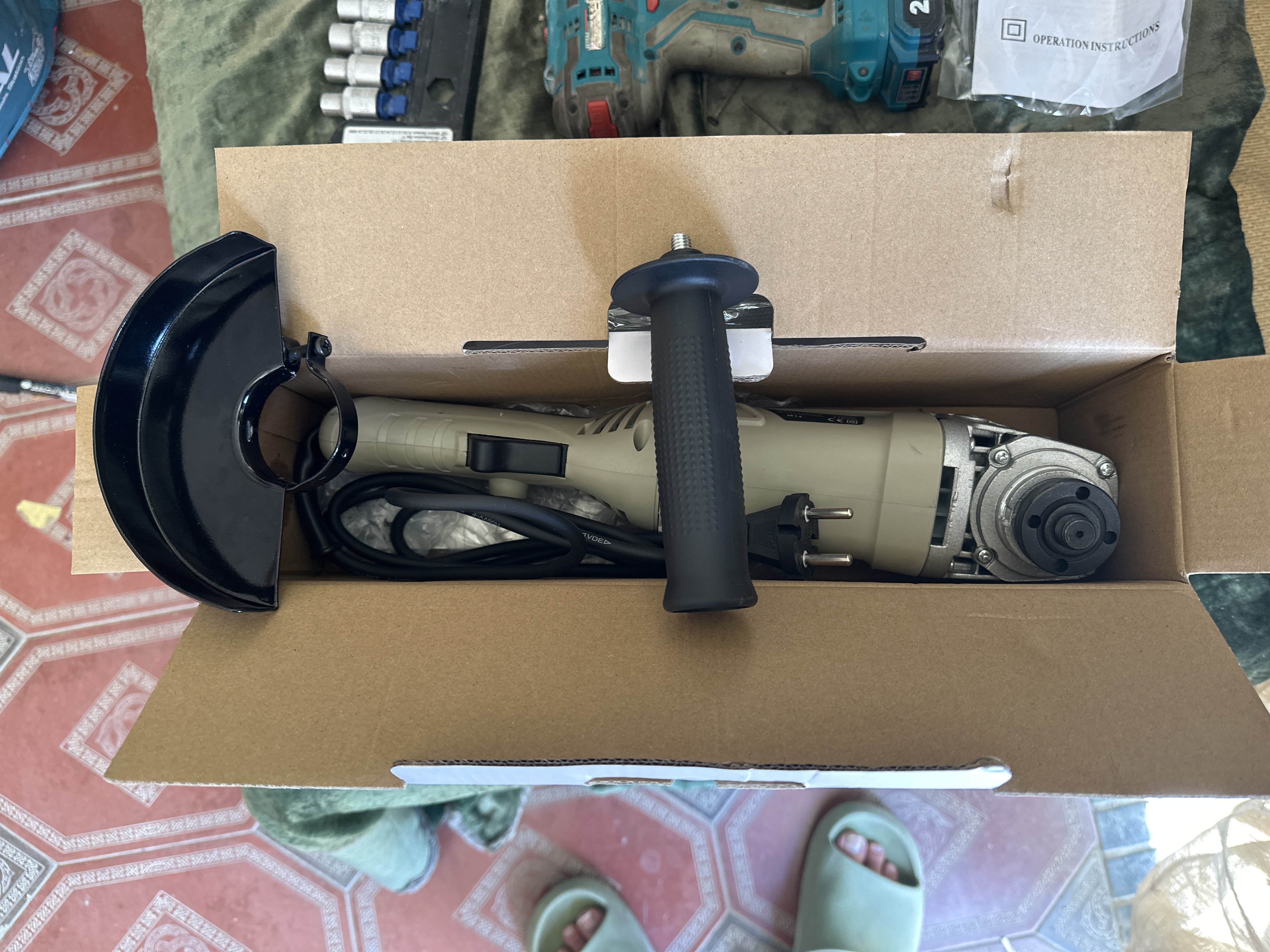 125 mm sozlamali bolgarka, tezlik boshqaruvli professional burchakli silliqlagich
