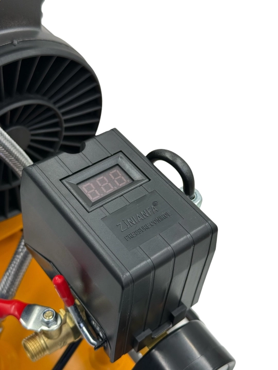 Yog'siz havo kompressori Ubay UB-AC9L (9 l, 1300 Vt, 8 bar, 110 l/min)