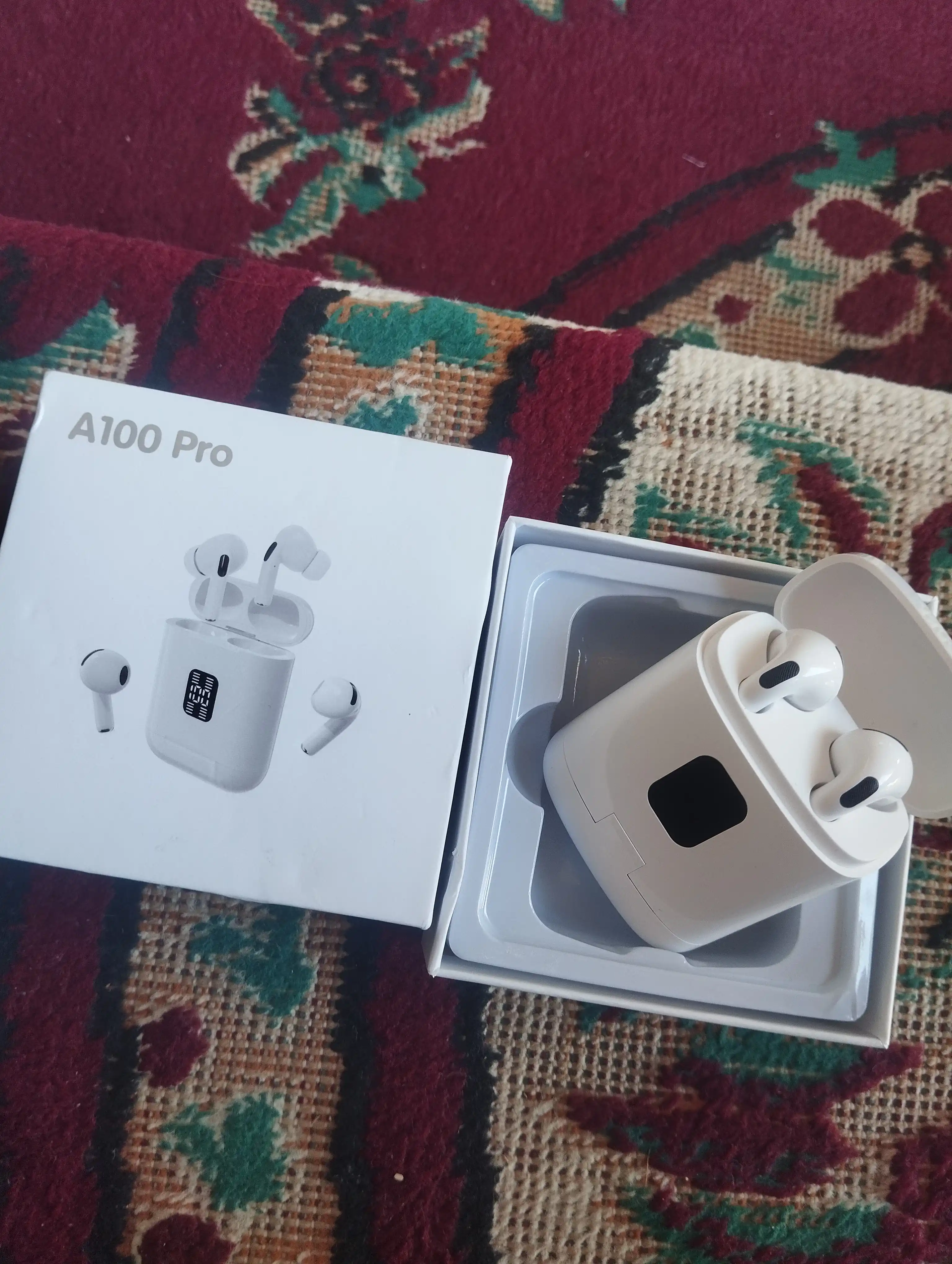 Simsiz quloqchinlar TWS A100 Pro 2 in 1 vakuum qistirmalar va g‘ilof