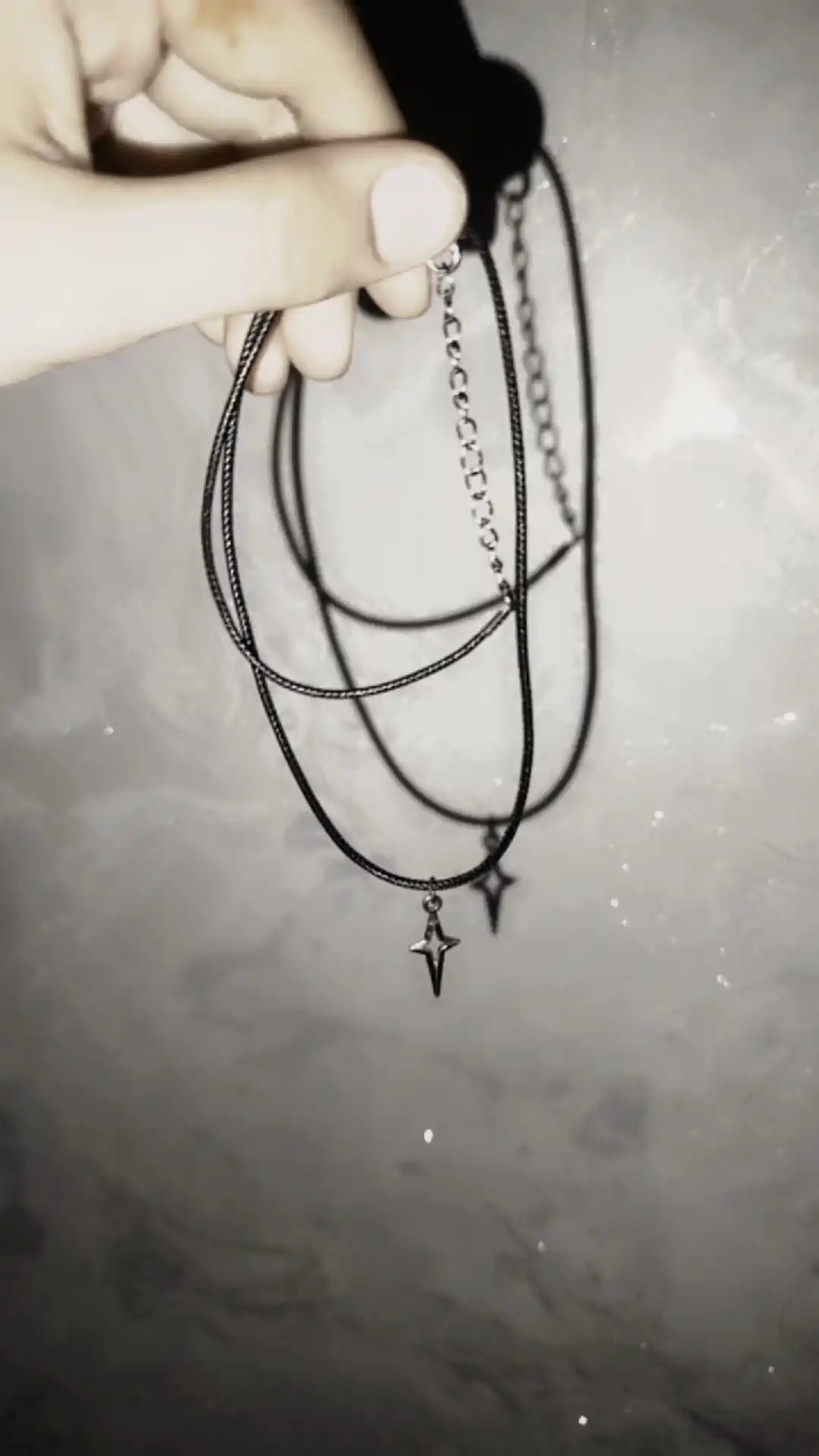 Kulon uniseks Y2K choker | Qora shnur va yulduz osma