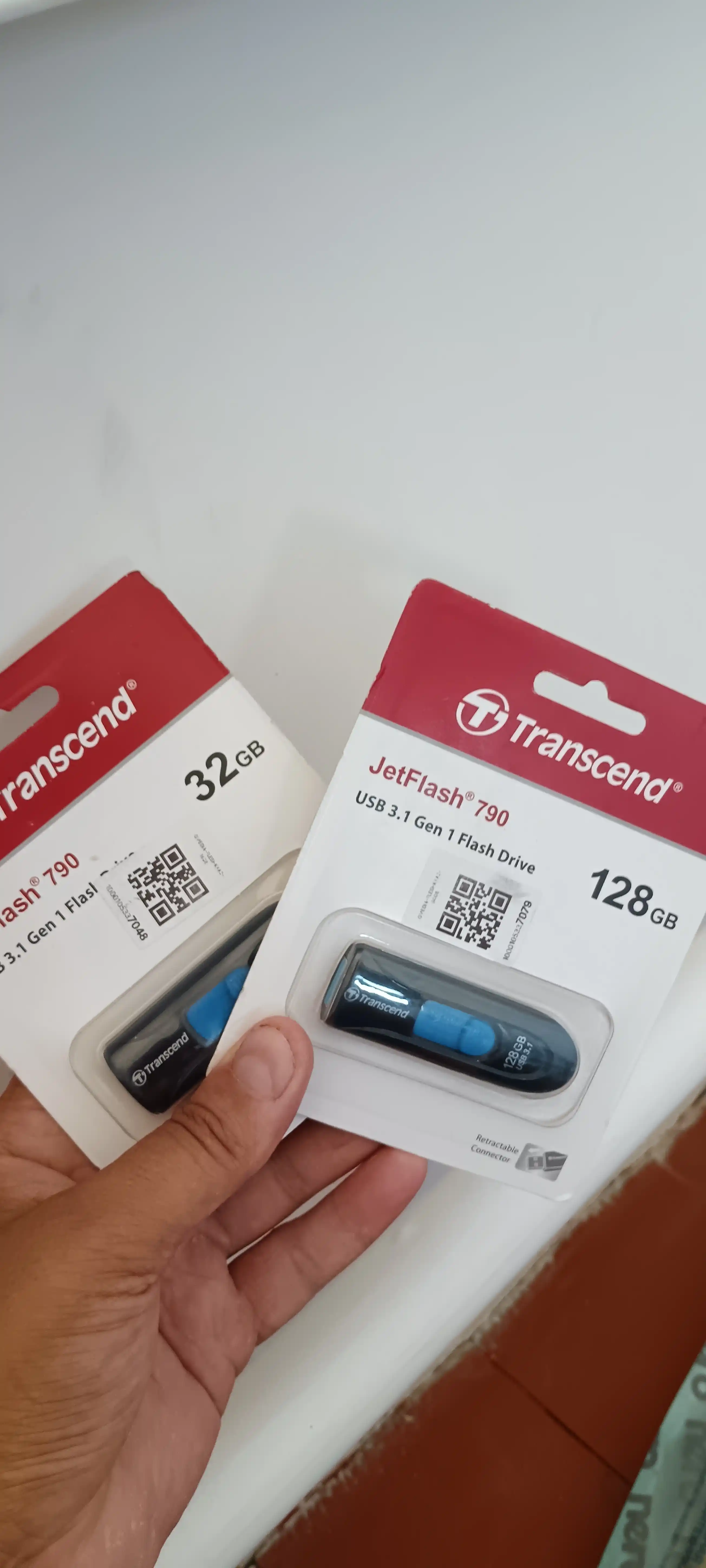 USB-флешка Transcend, разъемы USB-A и USB-C, 8/16/32/64/128 ГБ