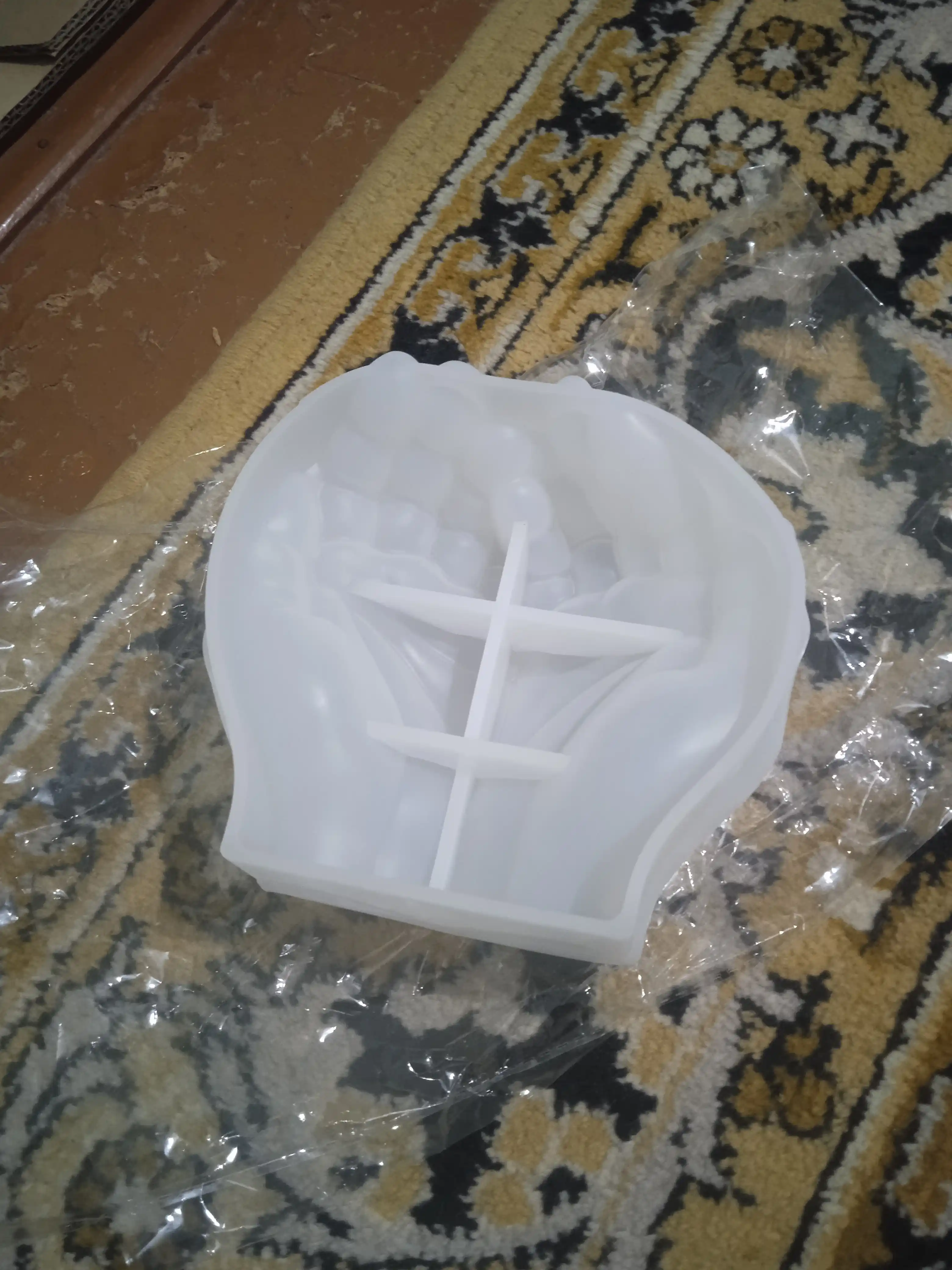 Gips, smola va mumdan haykalchalar uchun silikon qolip, mold
