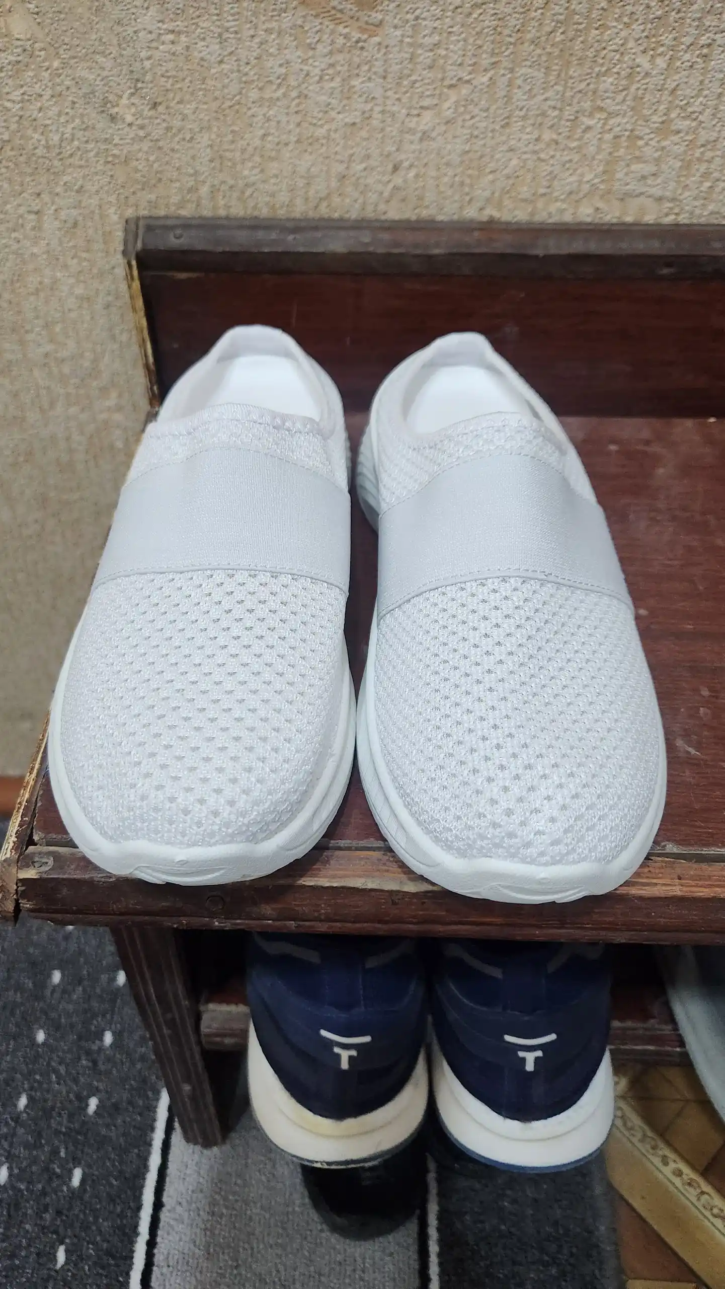 Ayollar yozgi sliponlari
