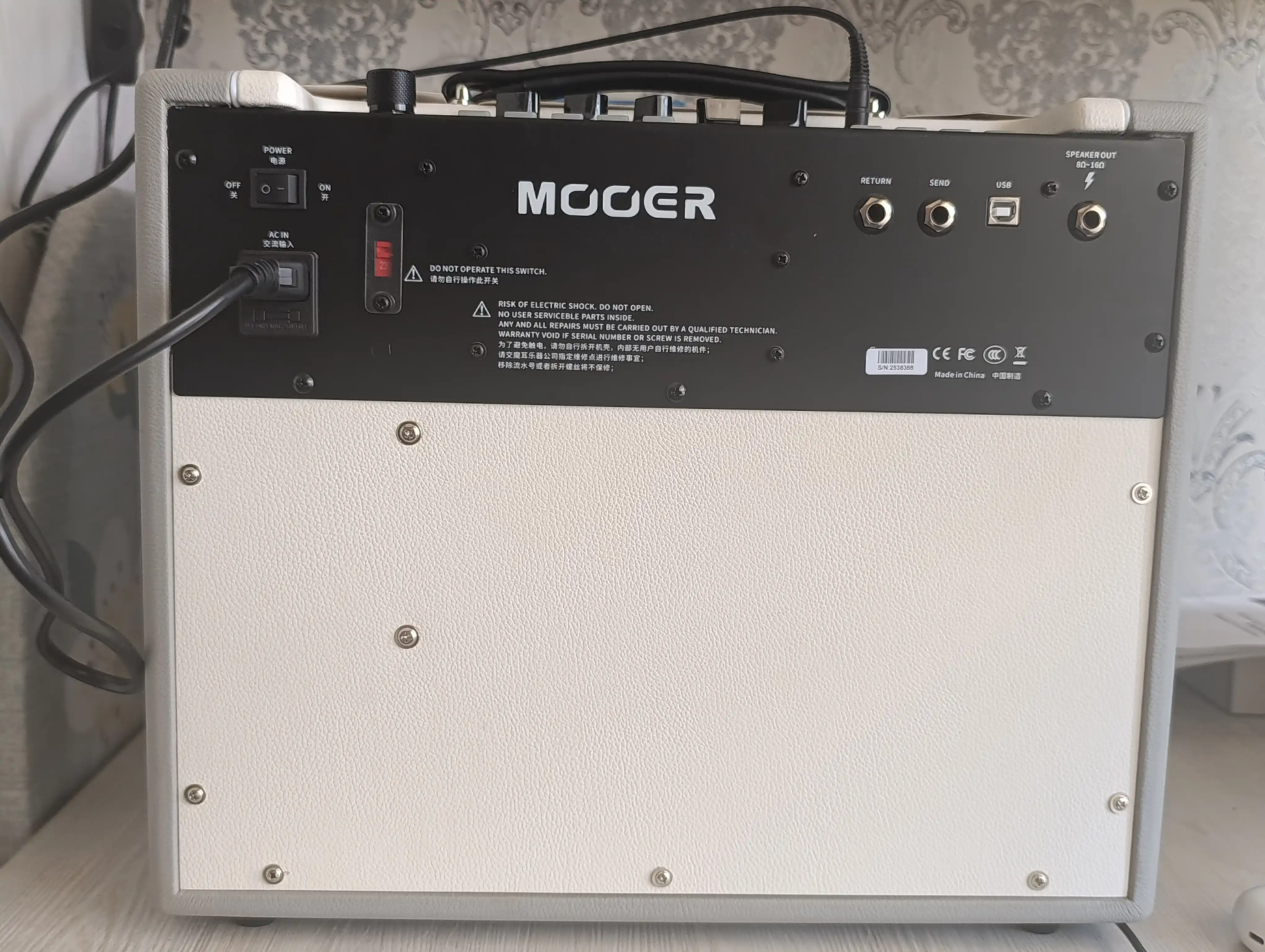 Mooer SD30 Multi-Effekt va Modelling Gitara Kuchaytirgichi