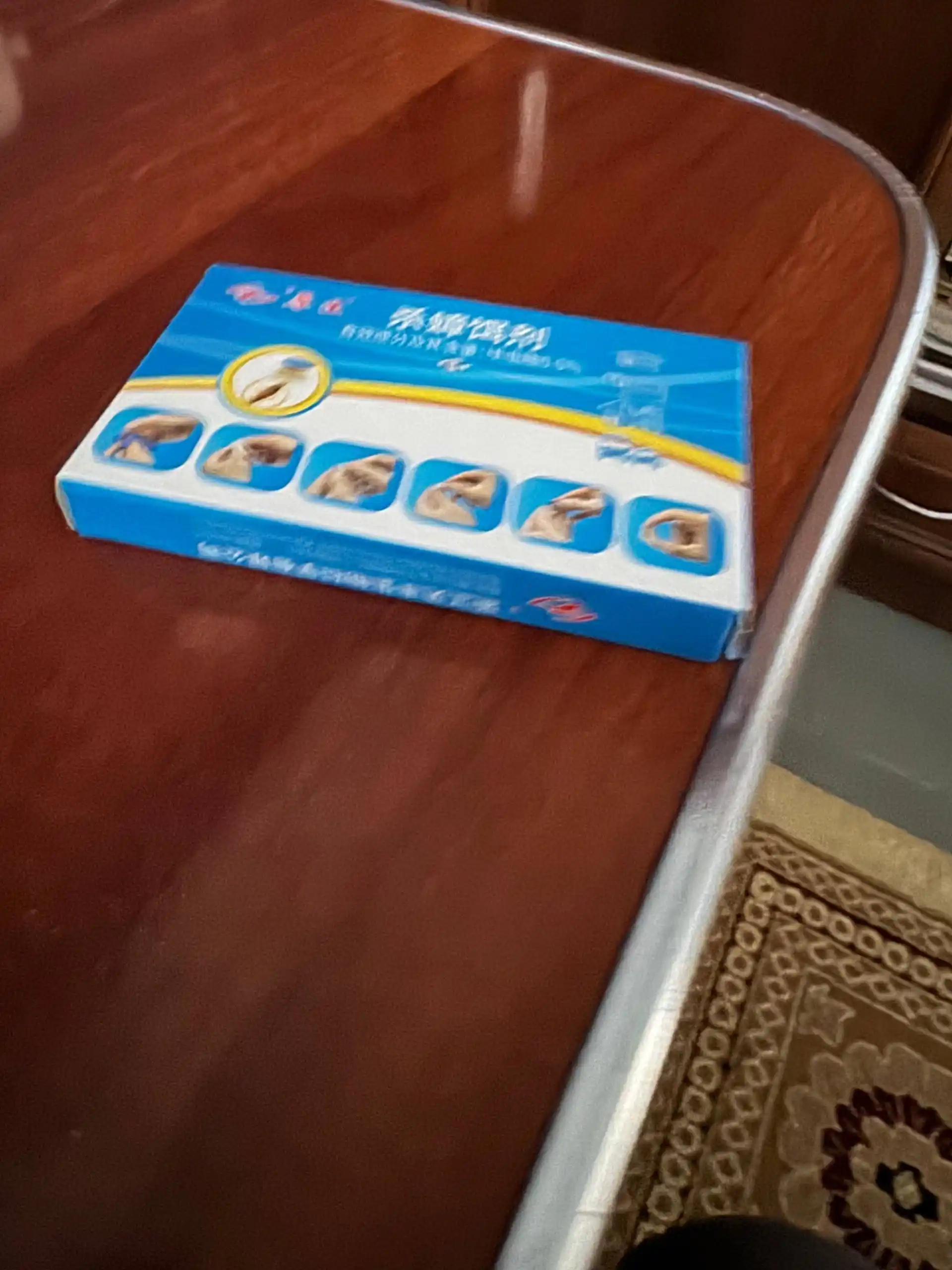 Tarakan dori - tarakanlarni qo'rqitish moslamasi gel-lovushka RoachStop, 8 dona