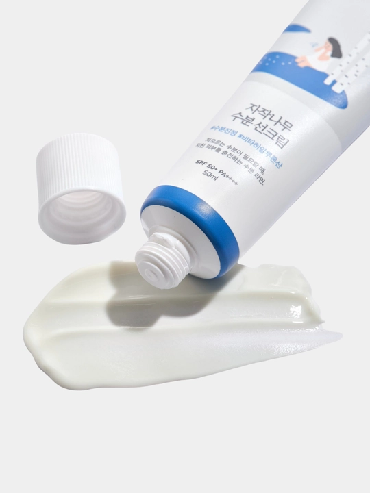 Солнцезащитный крем Round Lab Birch Juice Moisturizing Sunscreen SPF50+ PA++++, 50 мл