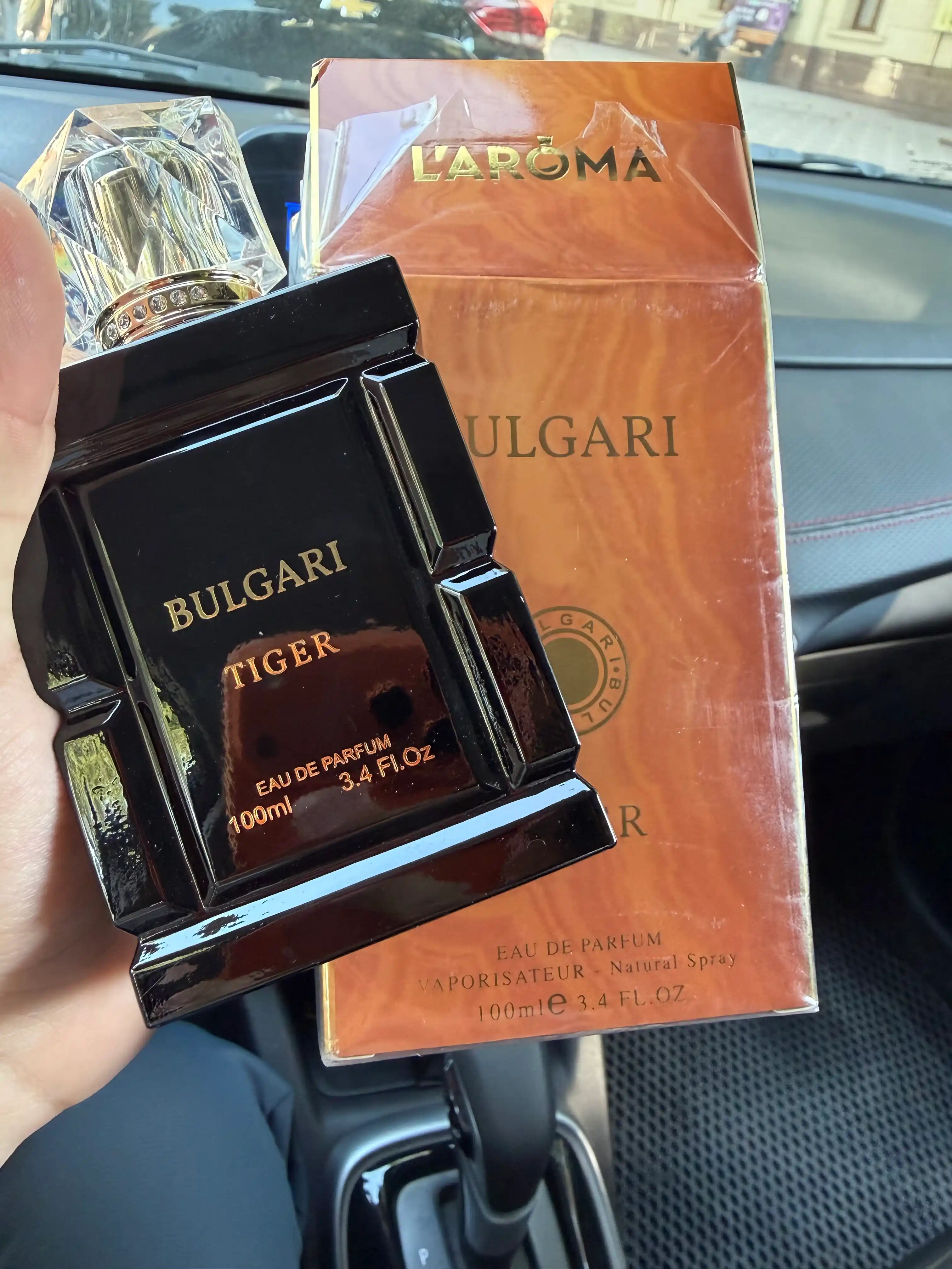 Erkaklar atiri Bulgari Tiger Eau de Parfum 100 ml, yangi yog‘ochsimon hid, sovg’a uchun