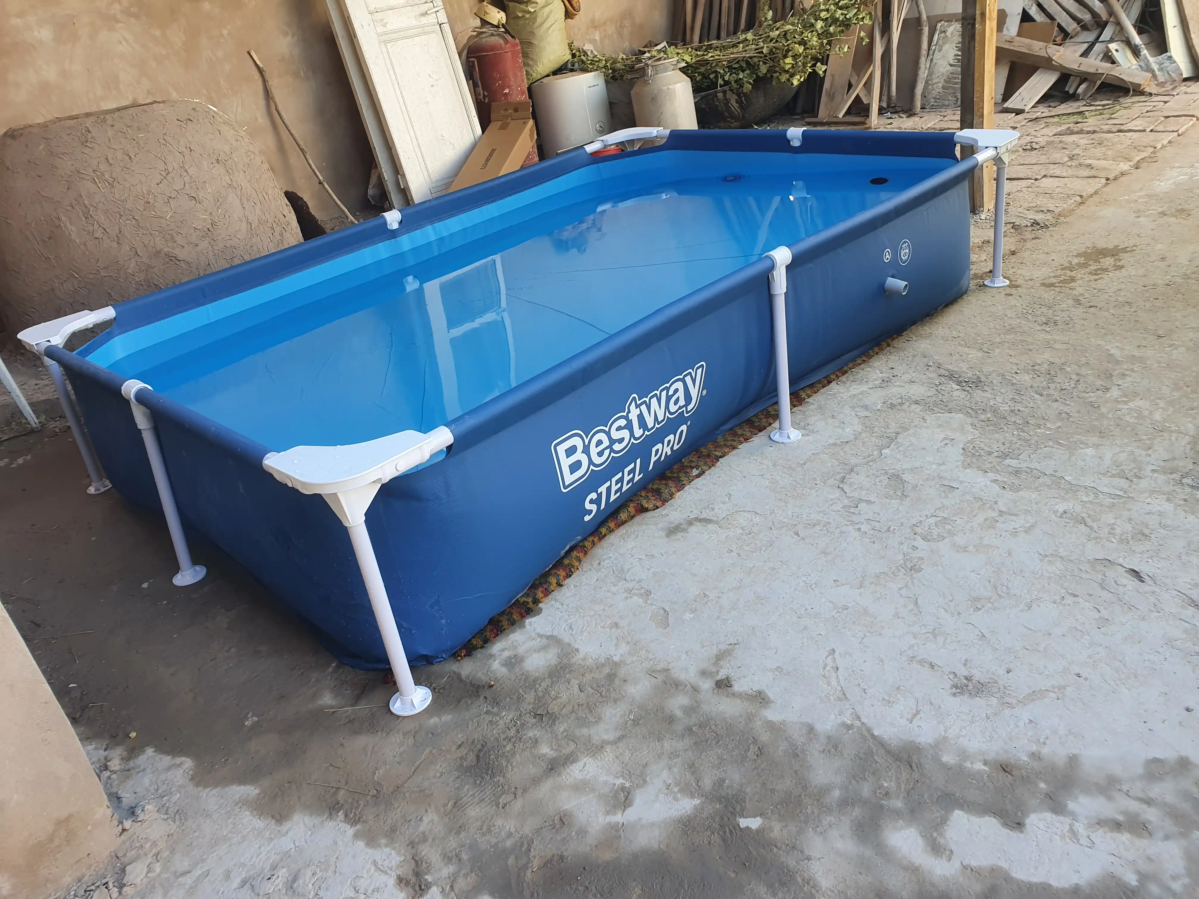 Bestway 56401 karkasli basseyn, to‘g‘ri burchakli, 1200 l, uch qatlamli PVX