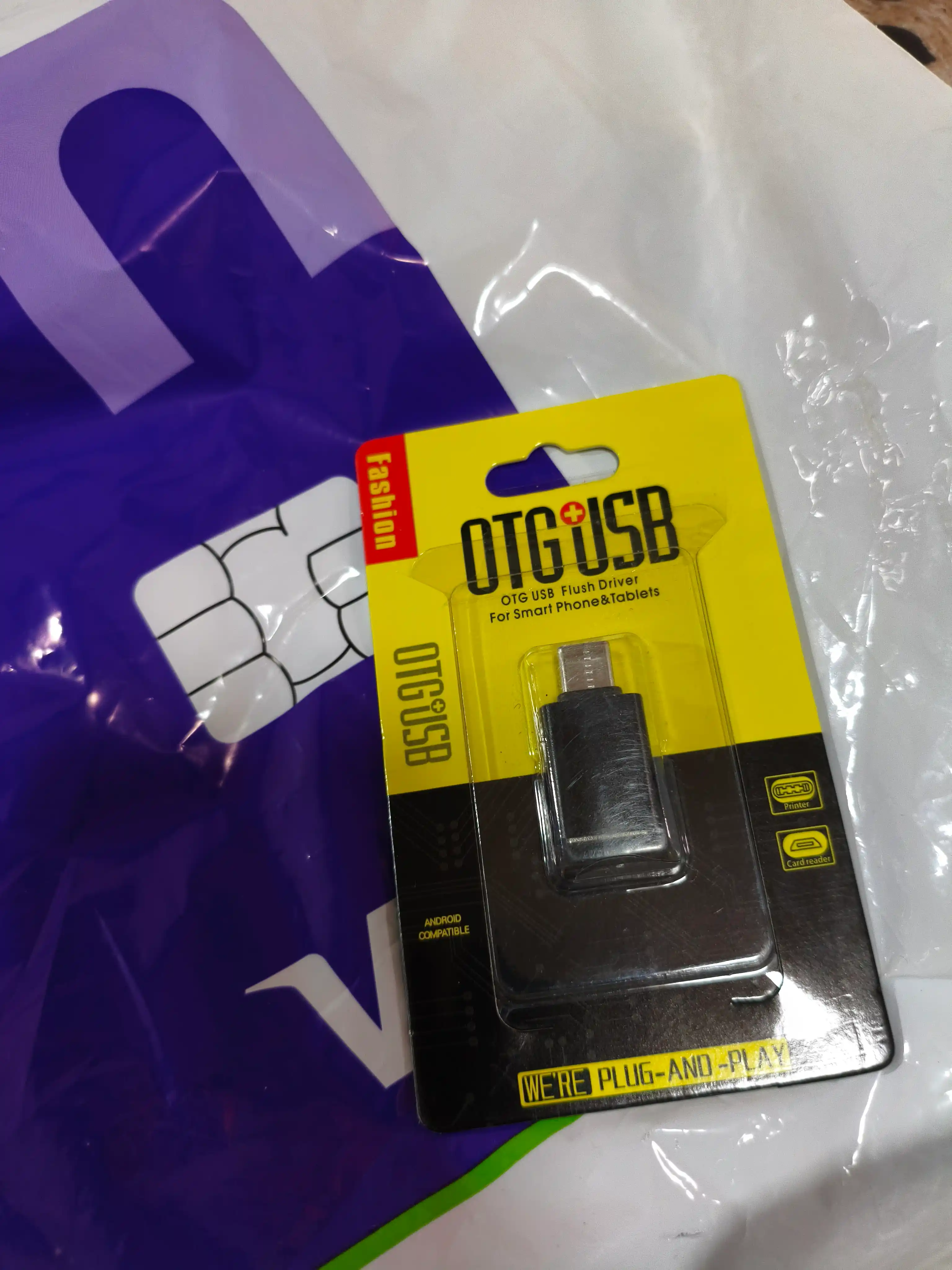 Adapter, zaryadlash va ma’lumot uzatish uchun USB, Type-C, Lightning o‘tkazgich