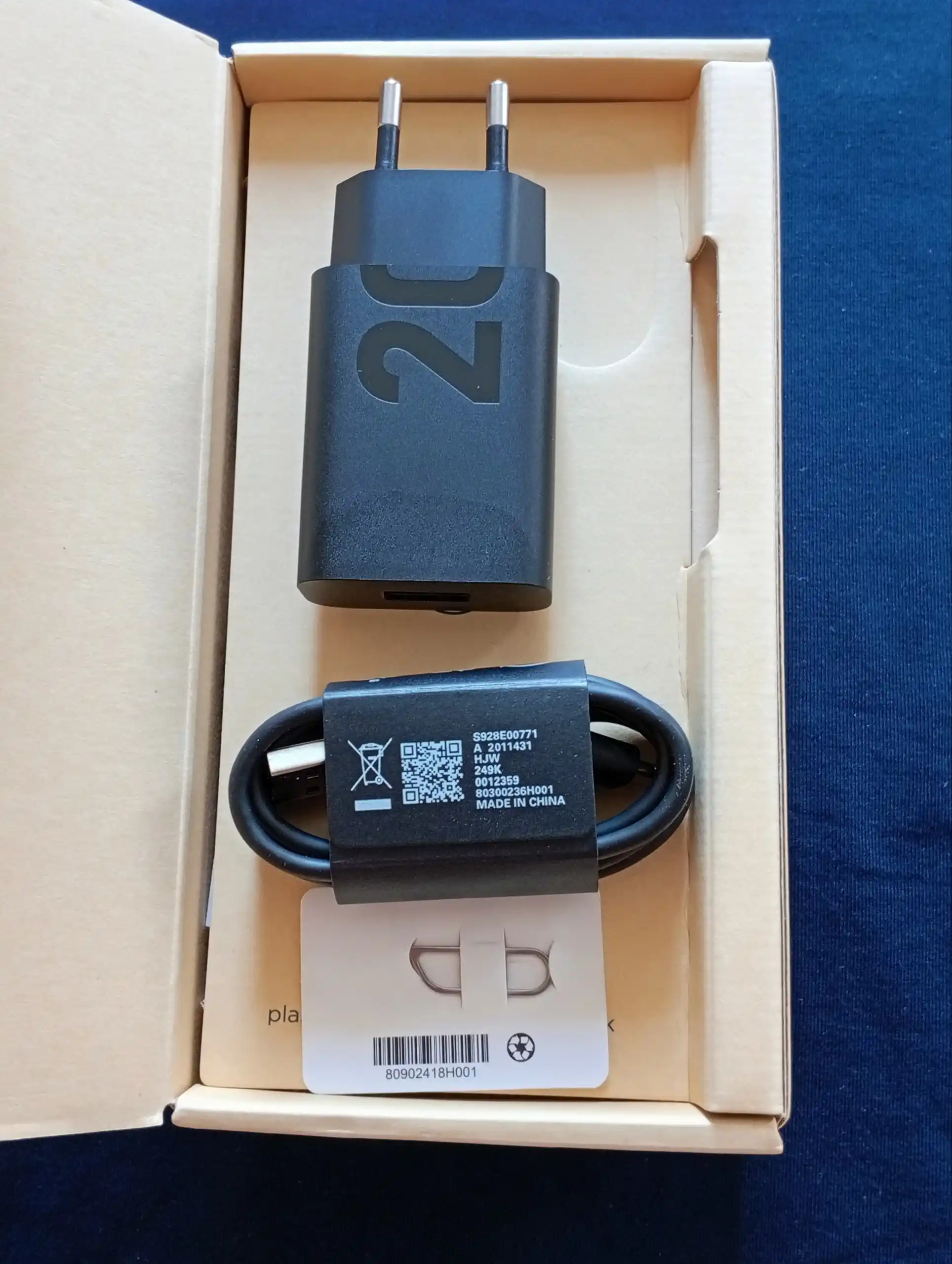 Смартфон Motorola G35 5G, 8/256 GB, 6.72”, аккумулятор 5000 мАч