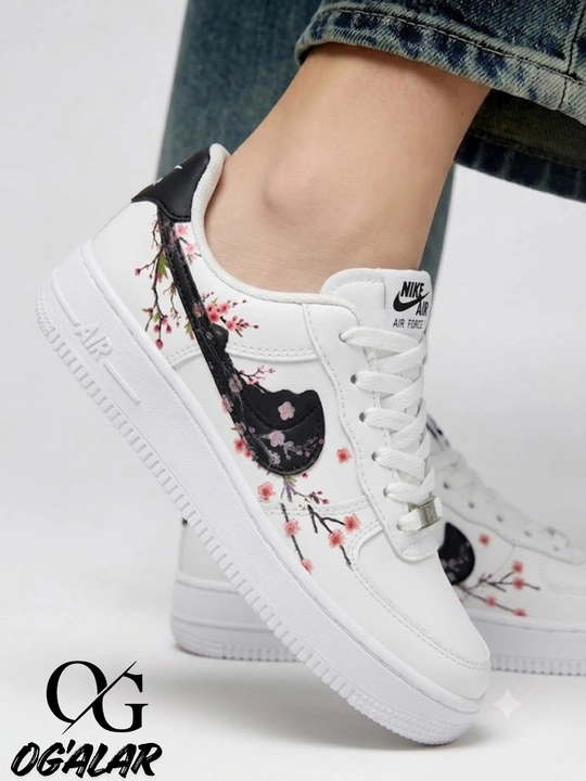 Ayollar kedalari NIKE, sakura guli dizaynda, Xitoy, ayollar oyoq kiyimlari, o'lcham 36-40