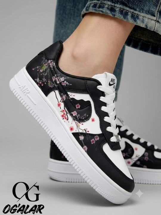 Ayollar kedalari NIKE, sakura guli dizaynda, Xitoy, ayollar oyoq kiyimlari, o'lcham 36-40