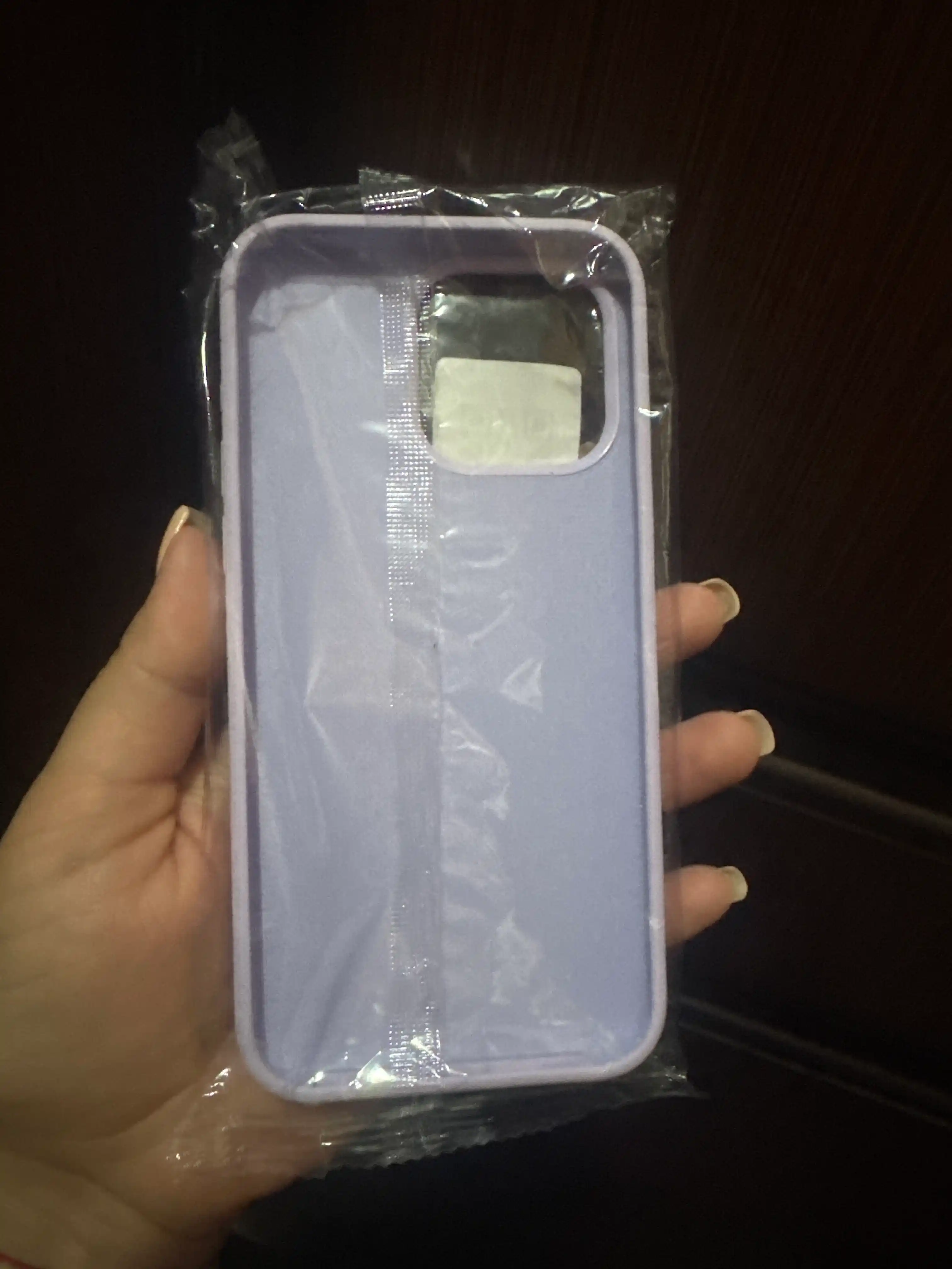 IPhone 11, 13, 14, 15, 16, 17 Pro, Pro Max uchun silikon g‘iloflar