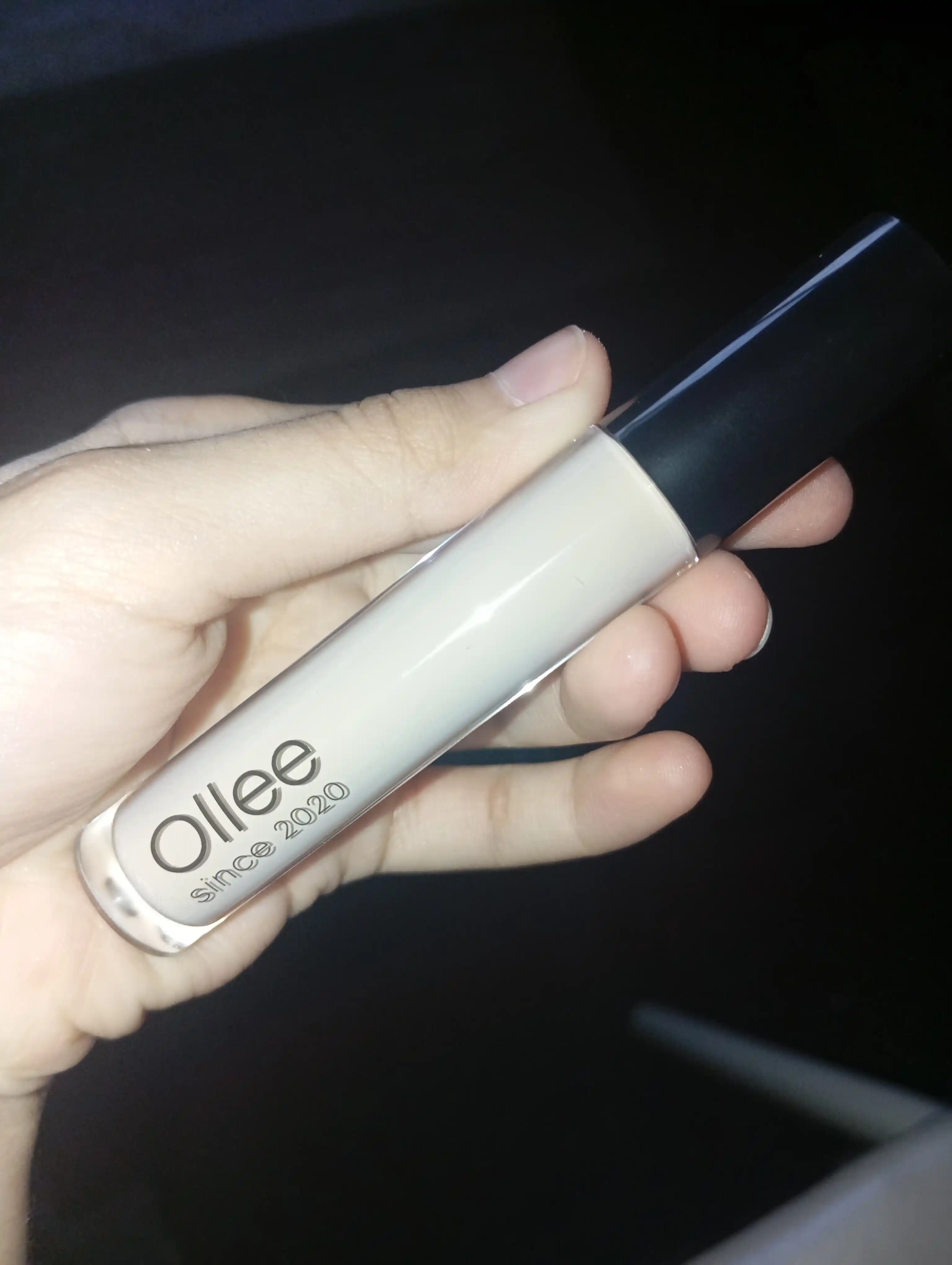 OLLEE konsiler och bej, koreys yuz korektori, ko‘z osti uchun, light toni, 4,5 ml, makiyaj