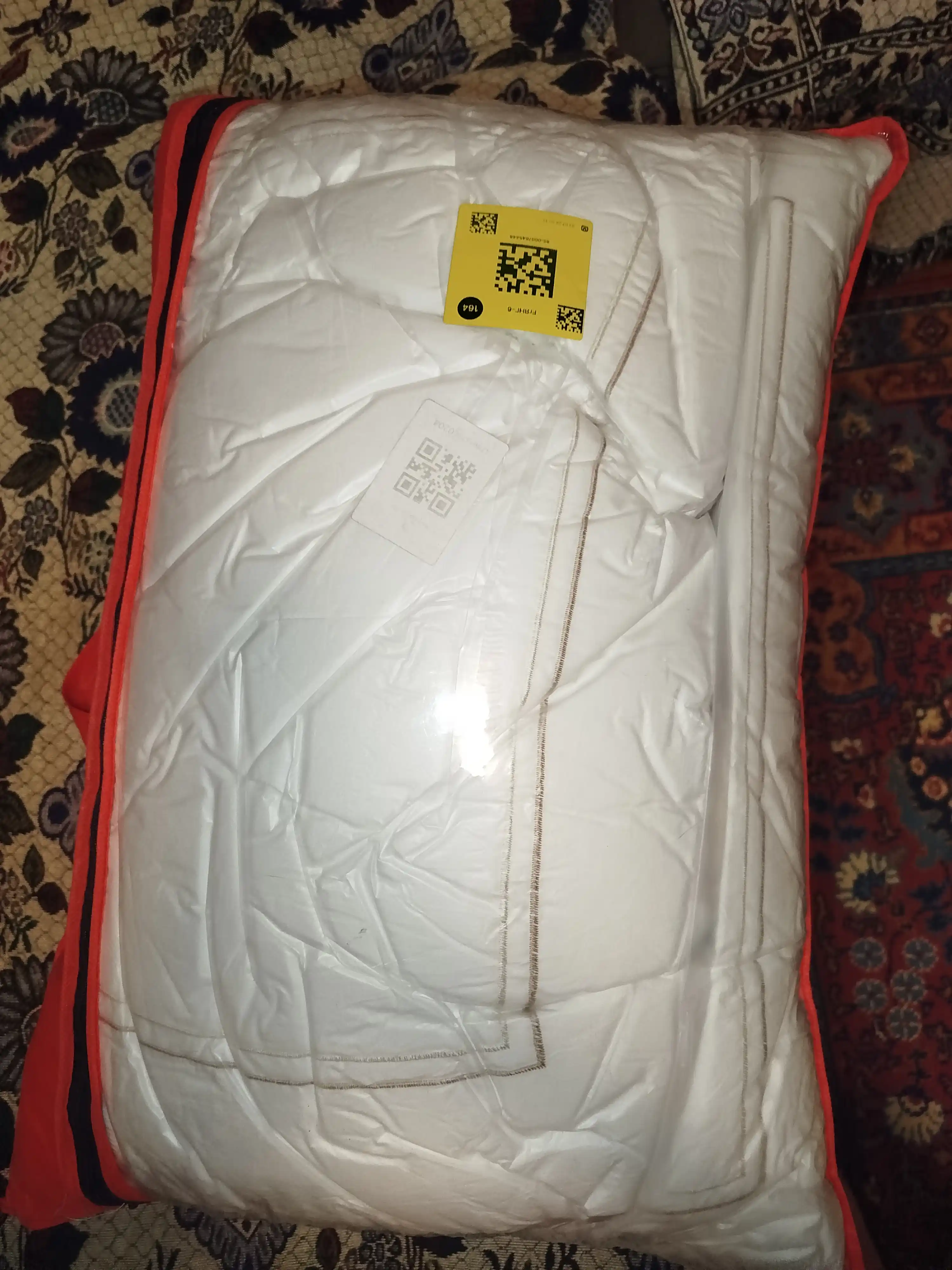 Yostiqlar komplekti 2 dona 50×70 sm, satin mato, hollofayber, gipoallergen