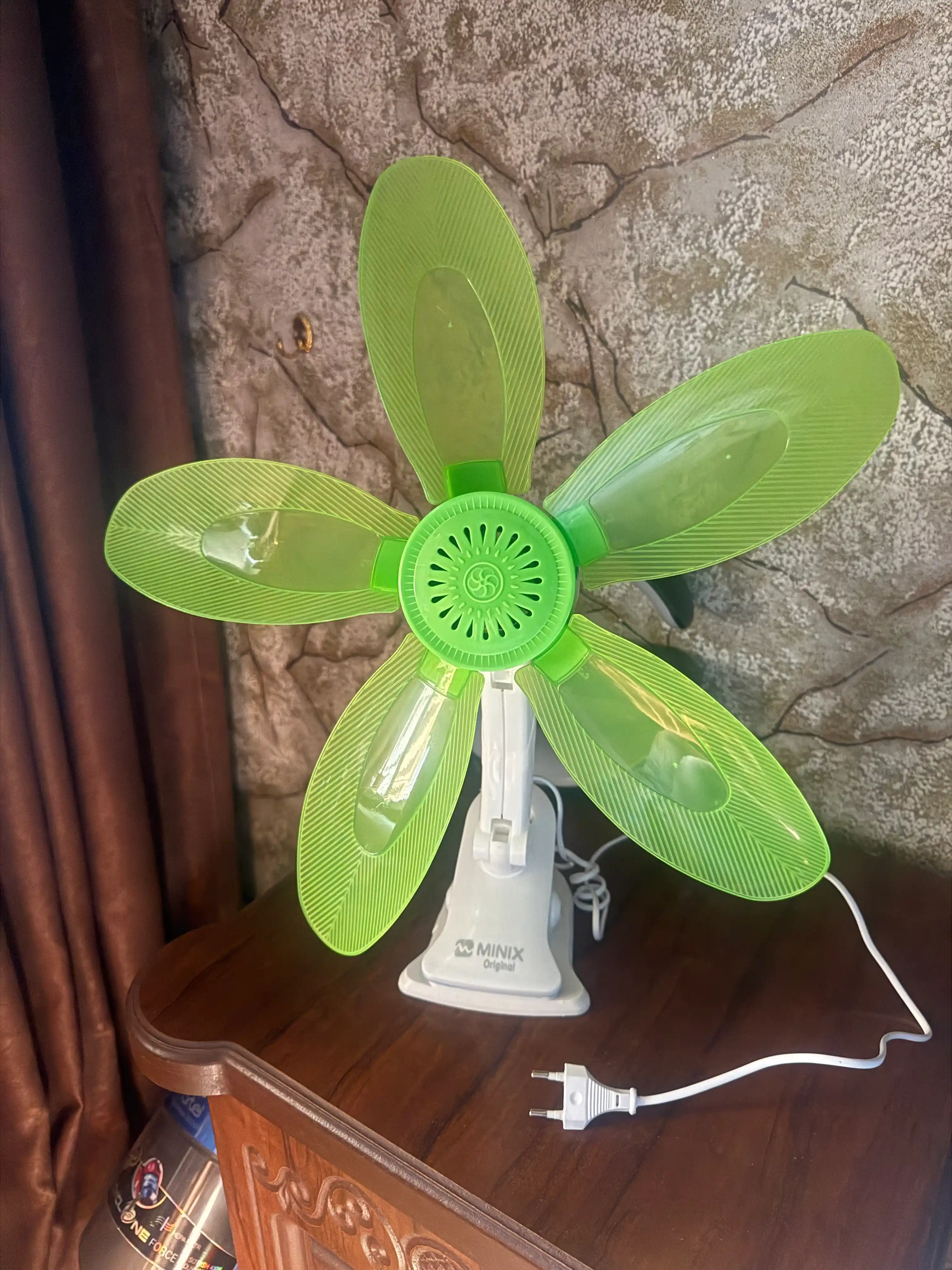 Qisqichli stol ventilyatori, 5 ta parrakli, kuchli, uy va ofis uchun, energiya tejamkor