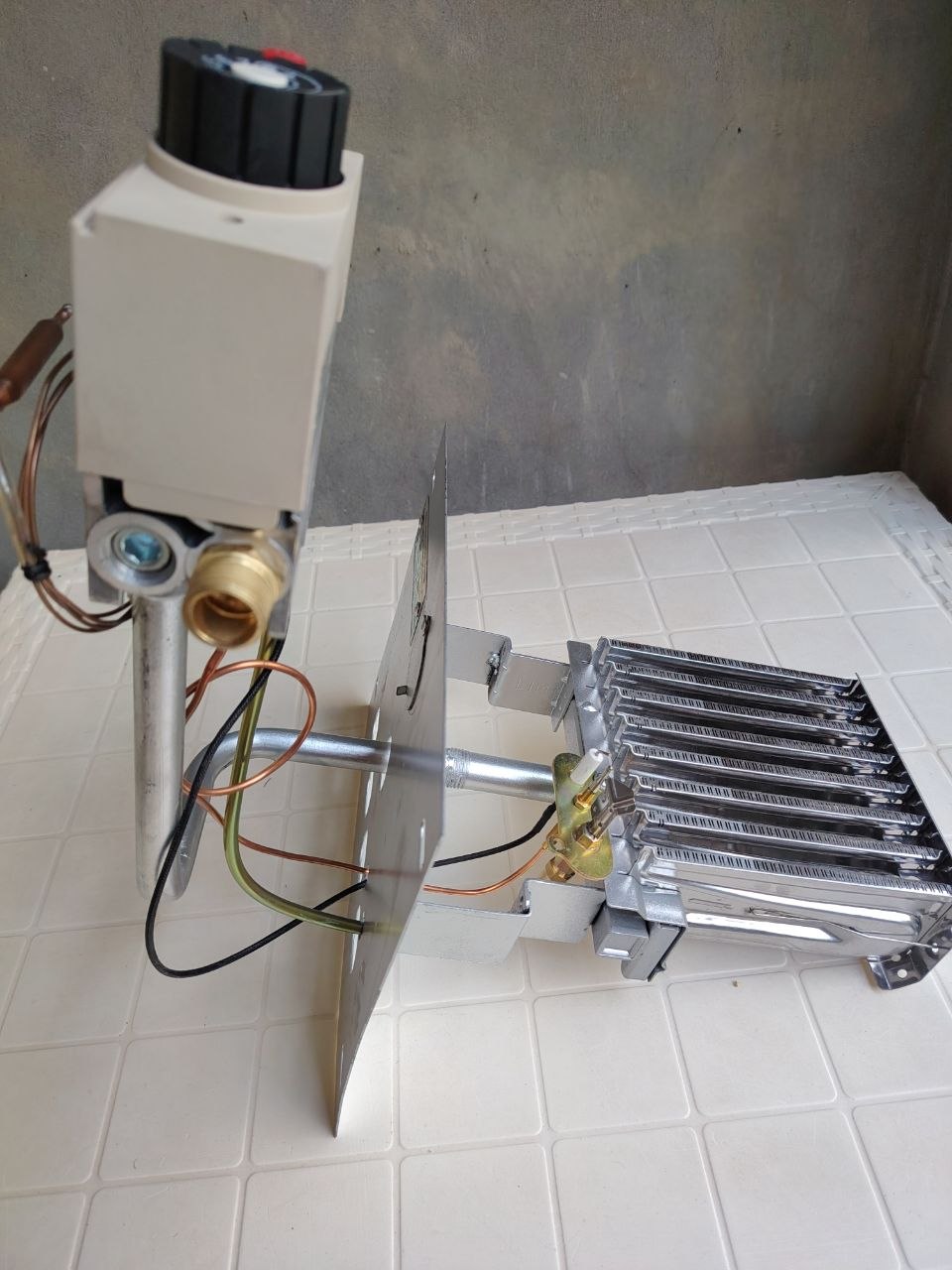 Isitish uchun gaz gorelkasi avtomatik tartibga solish bilan