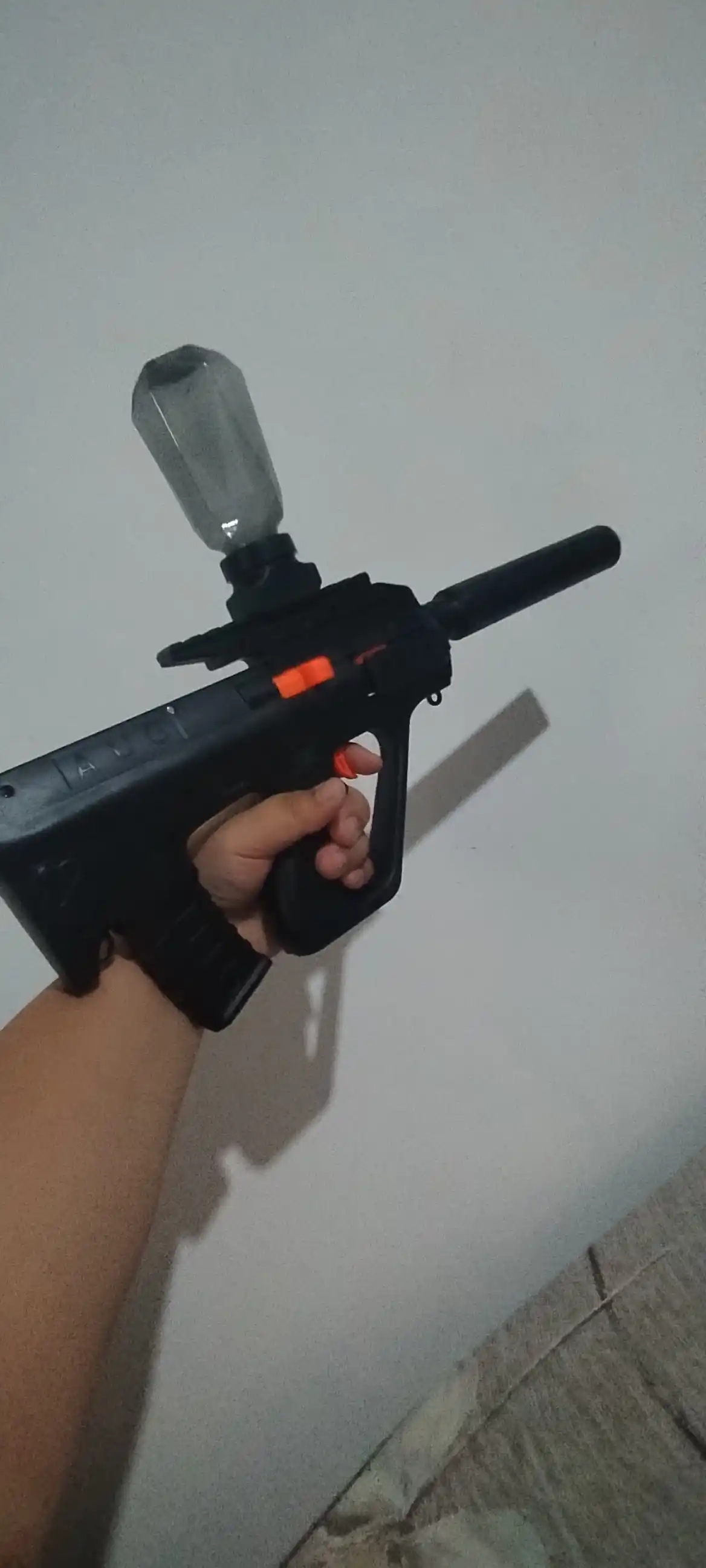 AK47, MP9, P90, AUG orbitsli gel avtomati, bolalar uchun batareyali blaster