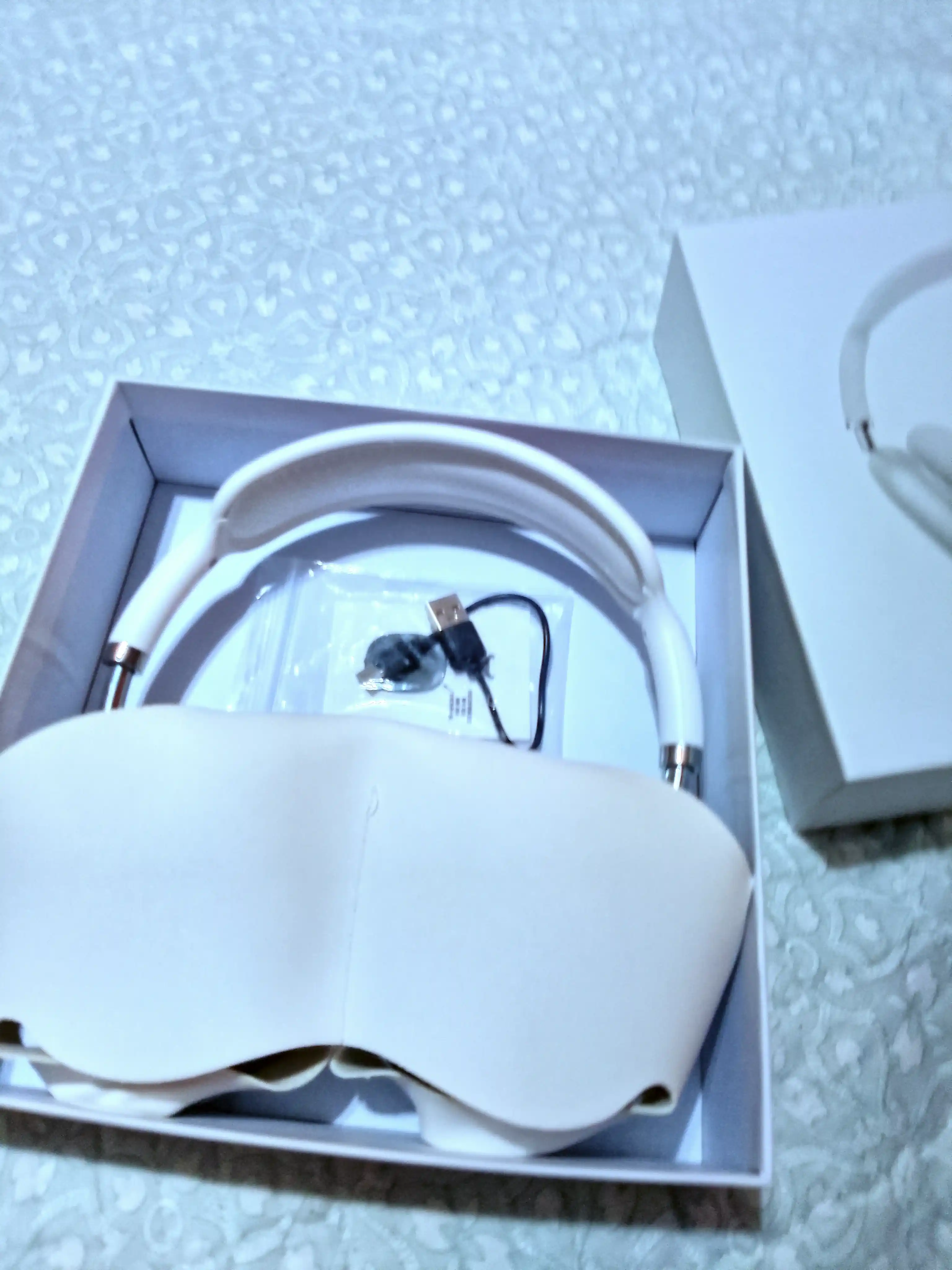 To‘liq o‘lchamli mikrofonli Pods Max, Bluetooth 5.1 va Pods Max simsiz quloqchinlari