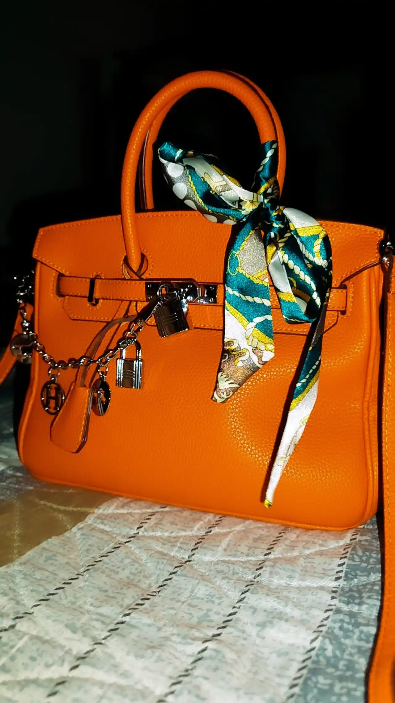 Ayollar uchun "Hermes" sumkasi, 10 xil rangda, 3 xil o‘lchamda, yelka tasmali, kundalik