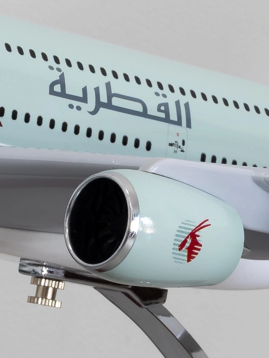 Модель самолёта Airbus A380, авиакомпания Qatar Airways, 45 см, Металл+пластик