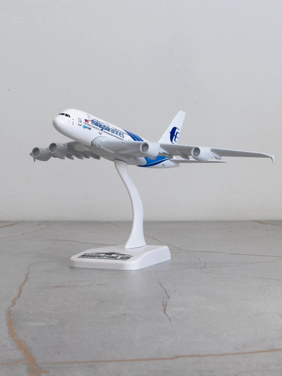 Airbus A380 samolyoti modeli, Malaysia Airlines, 20 sm, Shassi yo'q, Metall+plastik - 
